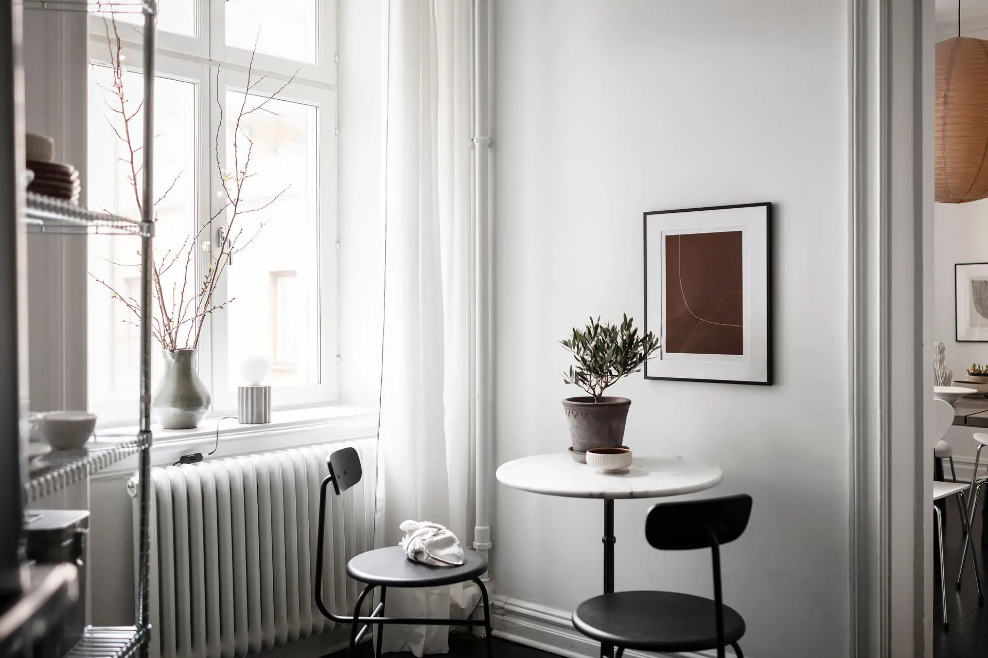 一墙绿意 | 打破中性空间的独特设计-7