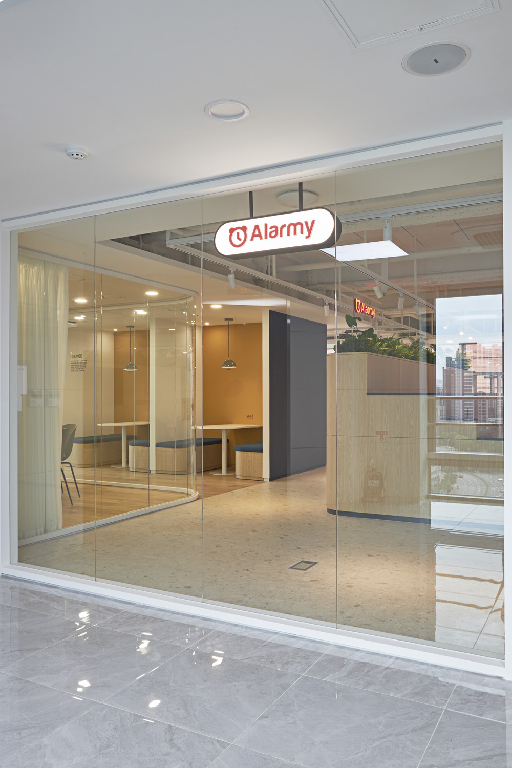 温馨现代的 160 平米创业办公室设计-33