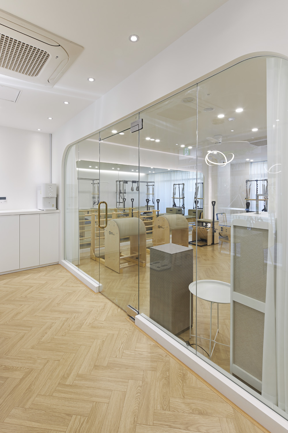 20 平米高级 Pilates 学院，现代简约设计典范-13