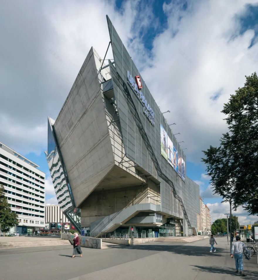 德累斯顿 UFA 电影中心丨德国德累斯顿丨蓝天组-20