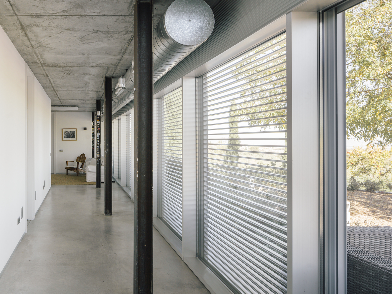 两段式住宅 | 简约建筑与预制模块的完美结合-26