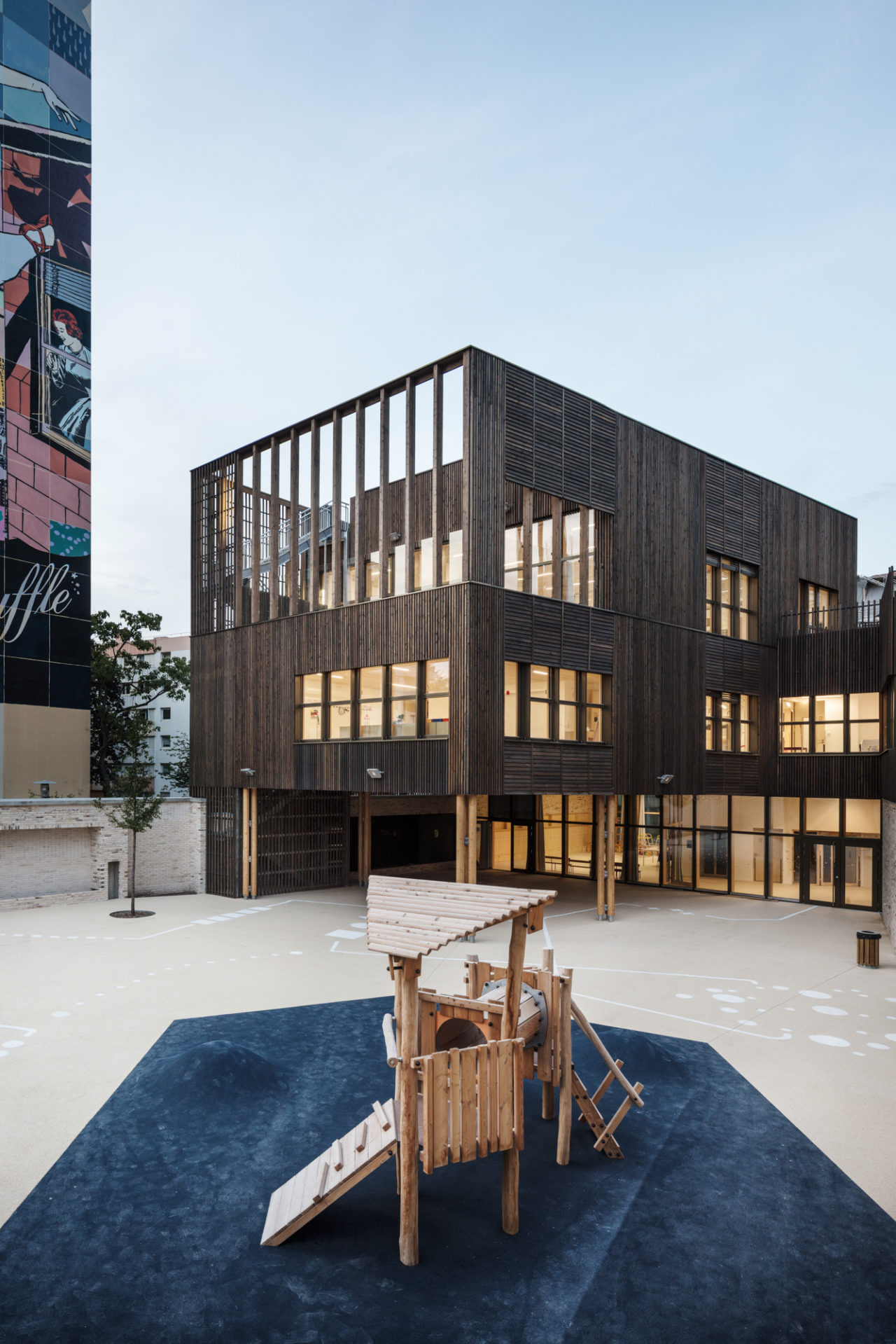 巴黎市中心的多形态幼儿园丨法国巴黎-45