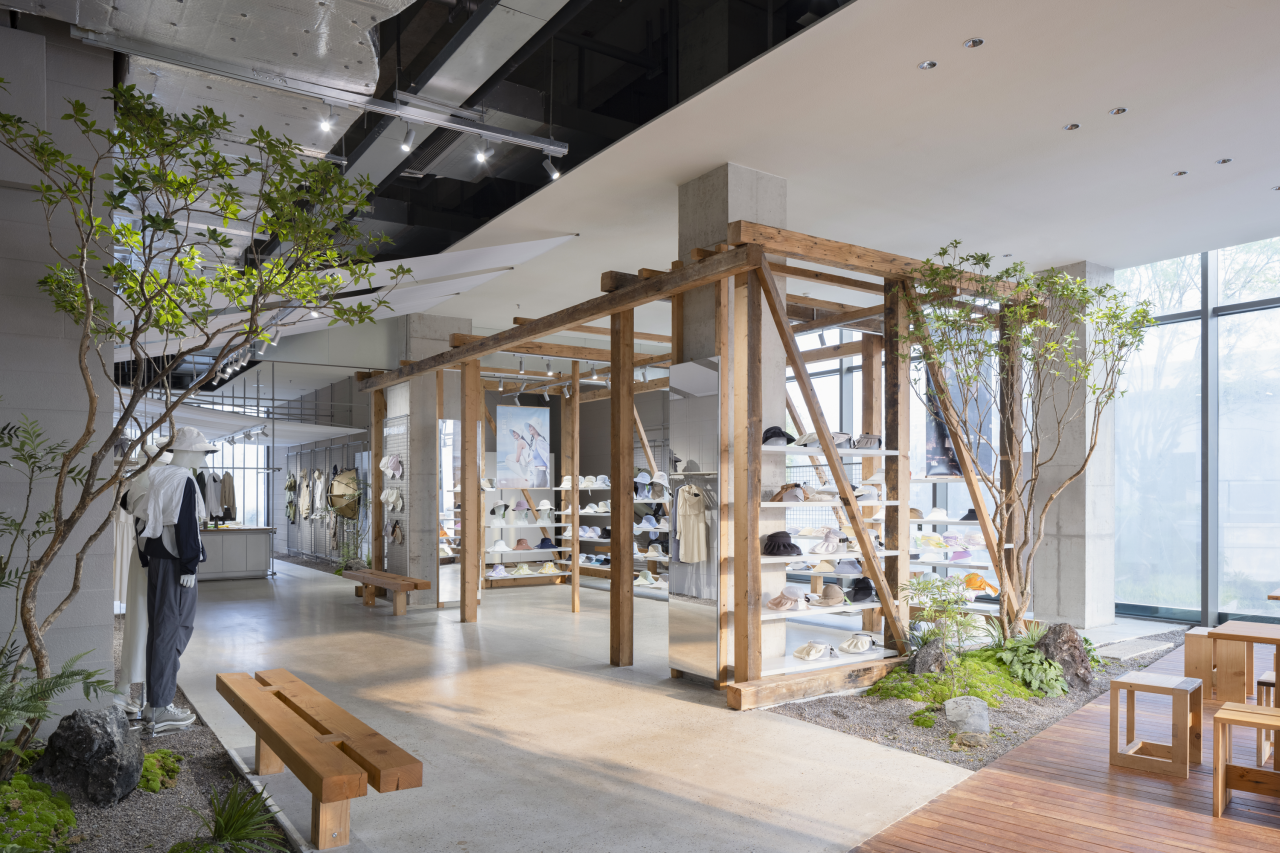 蕉下深圳大运天地轻量化户外体验店丨中国深圳丨Link Architects上海直地建筑设计工作室-58