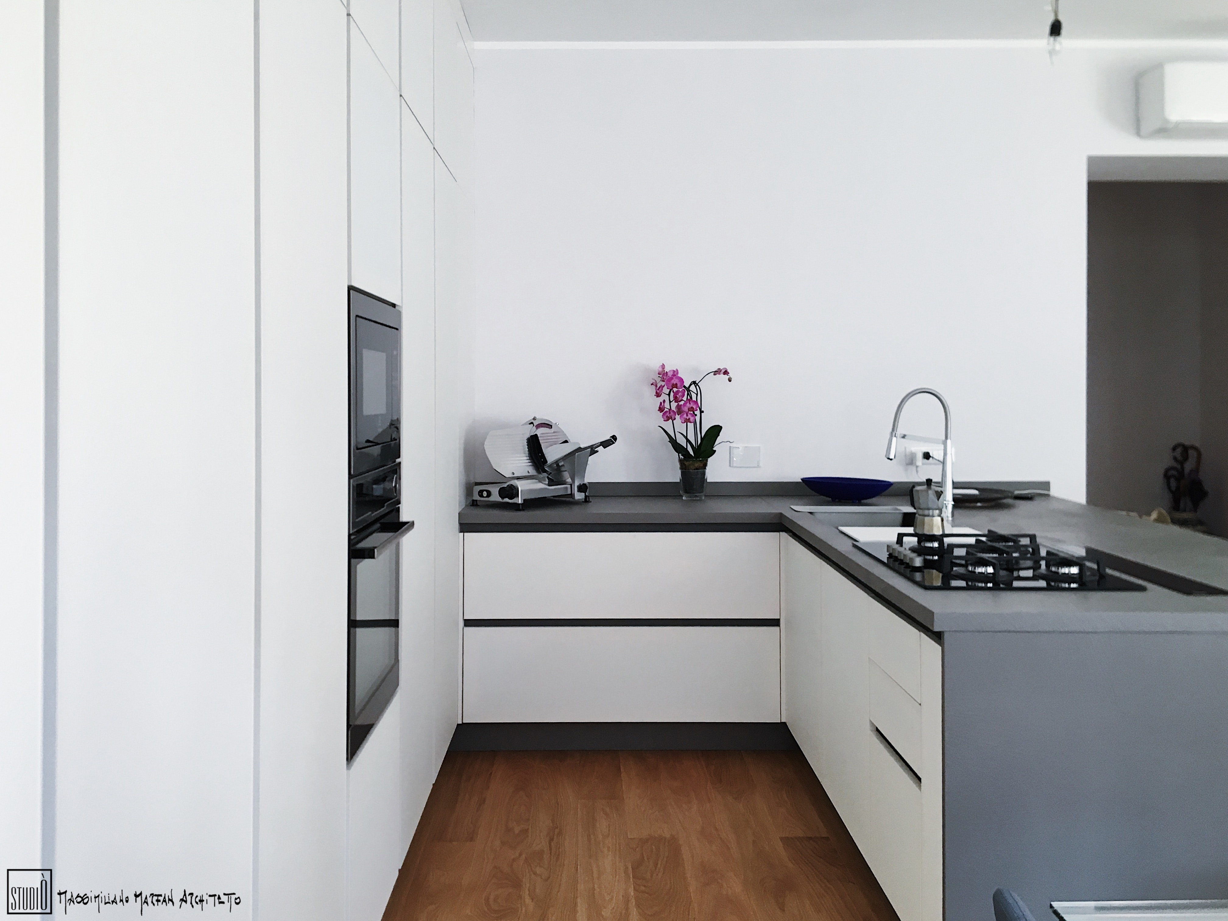 意大利 120 平米公寓全翻新，灯光设计成亮点-7