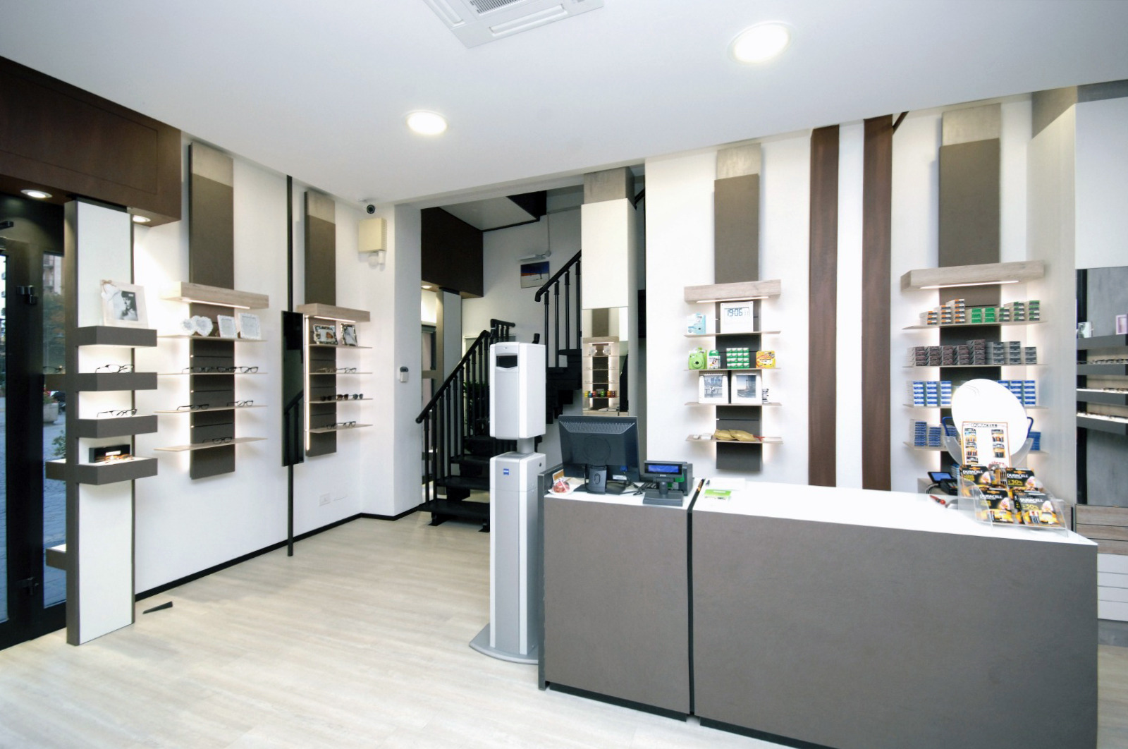 Ottica Zanini 眼镜店-5