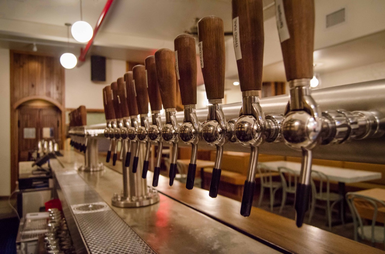 KUSHNER Studios 打造梦幻酿酒空间-2