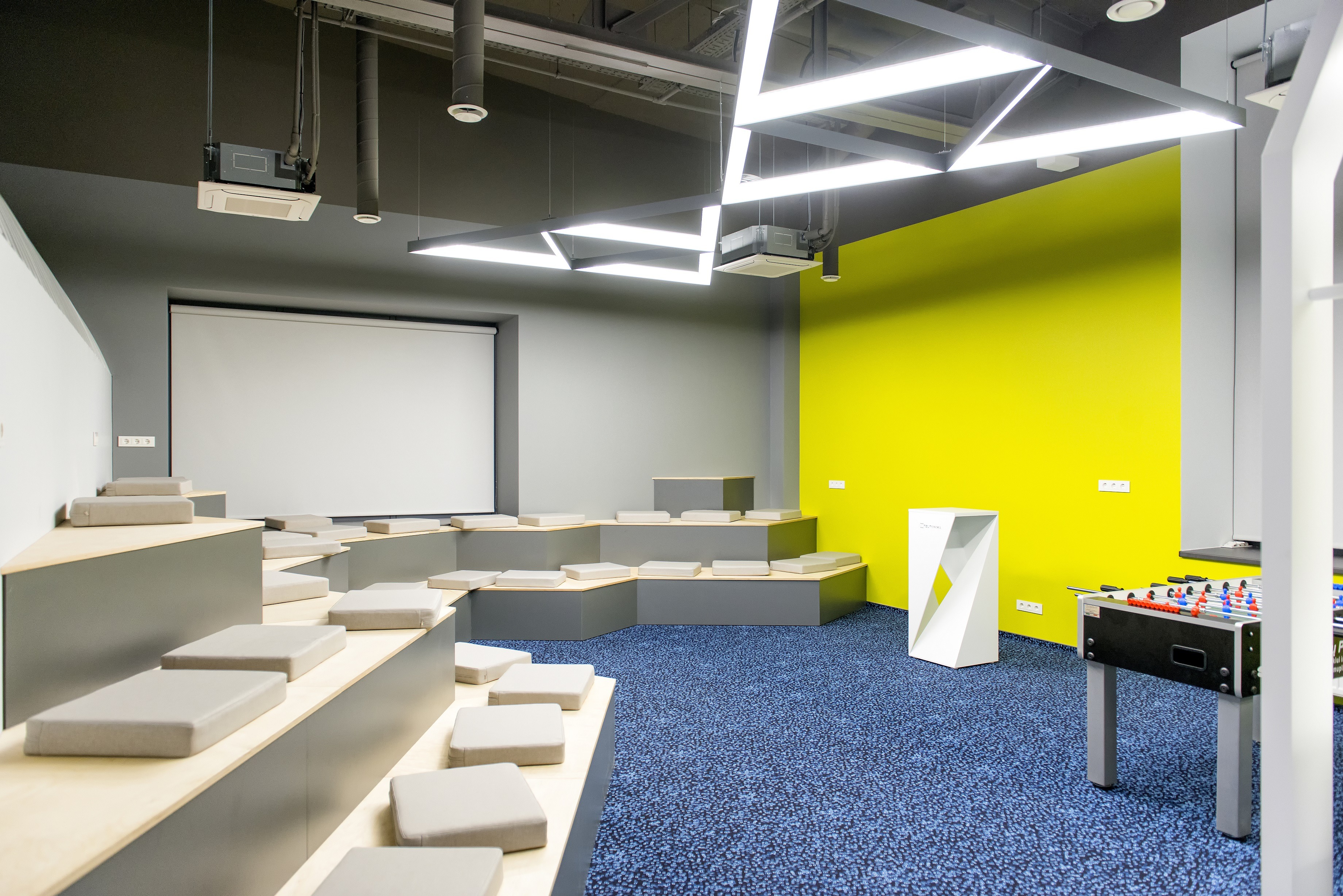 2017 年办公室室内设计案例 | Teltonika 定制办公空间-3