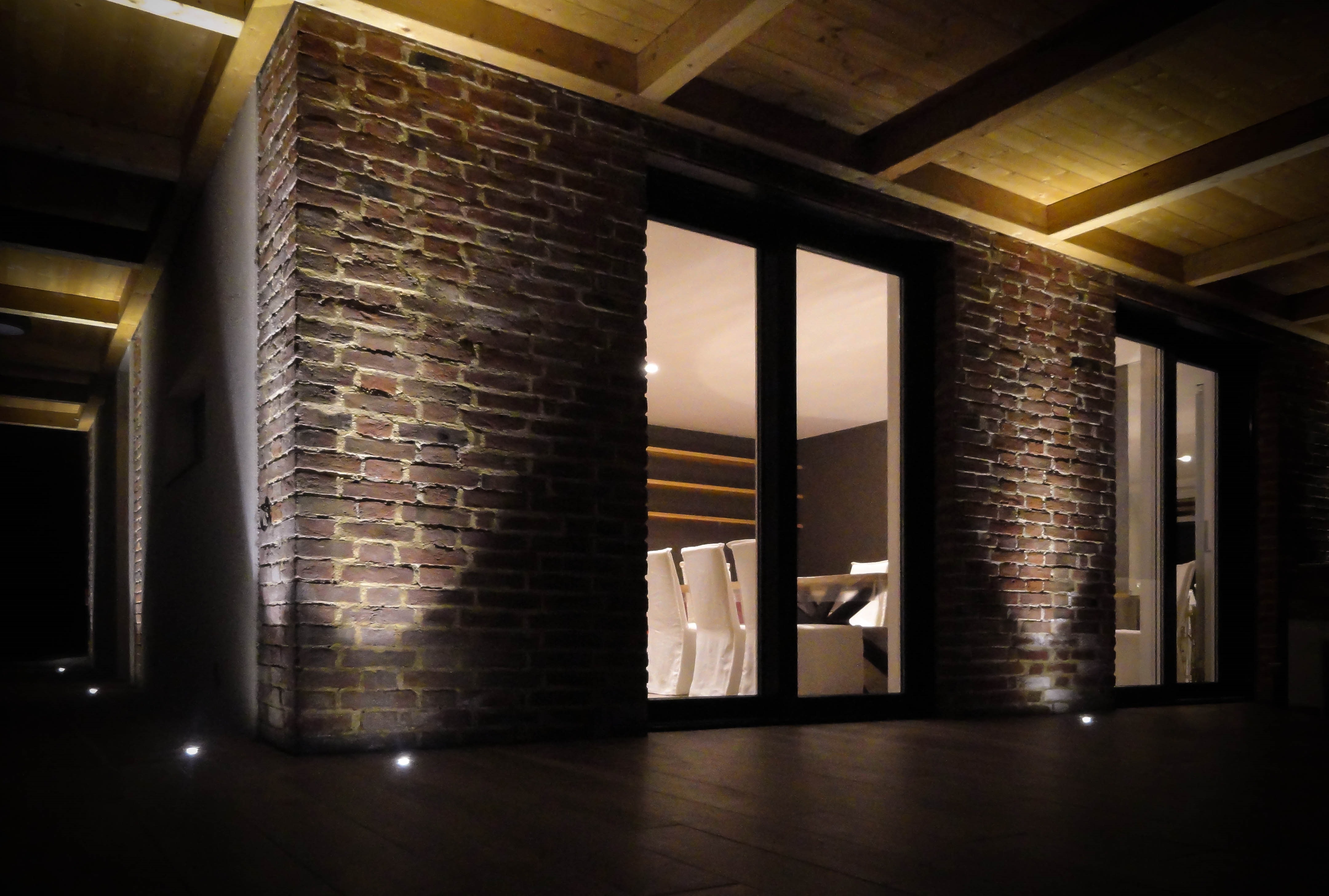 Monferrato 老谷仓变现代住宅，原生态与舒适的完美融合-13