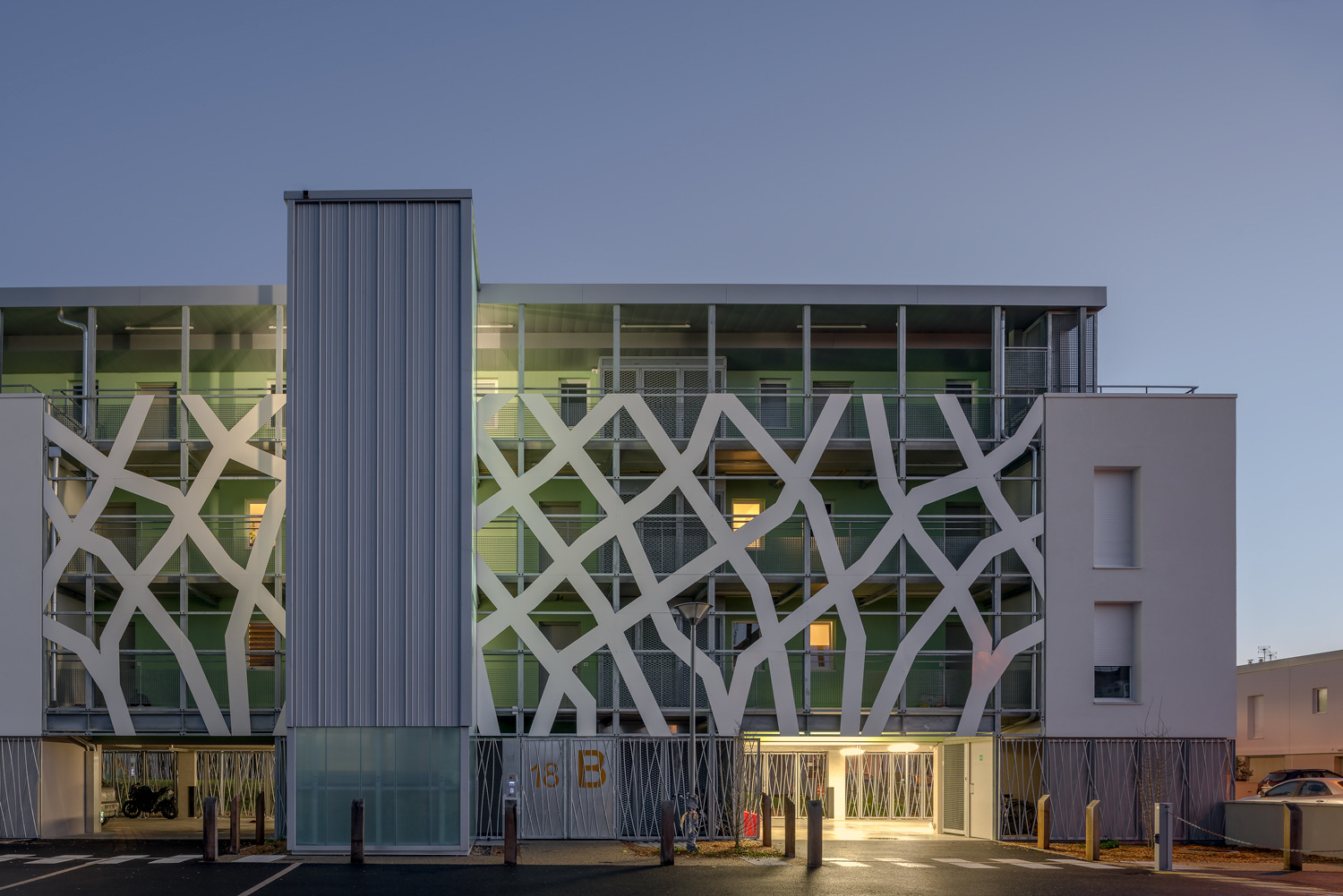 2018 年完工的 Les Erables 公寓设计展现独特魅力-64