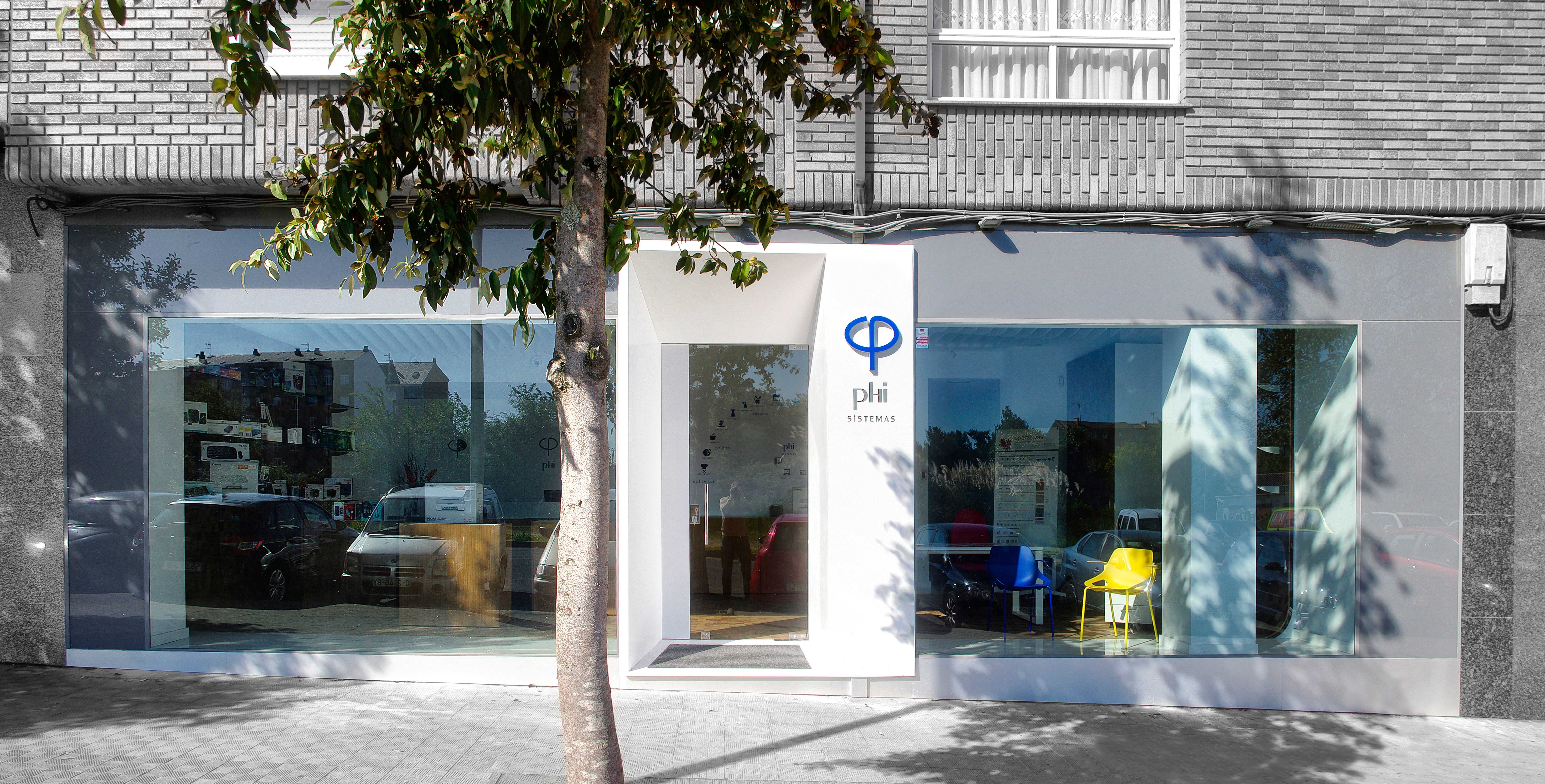 费罗尔 PHI Sistemas 商店 | 室内设计打造标志性工作空间-13