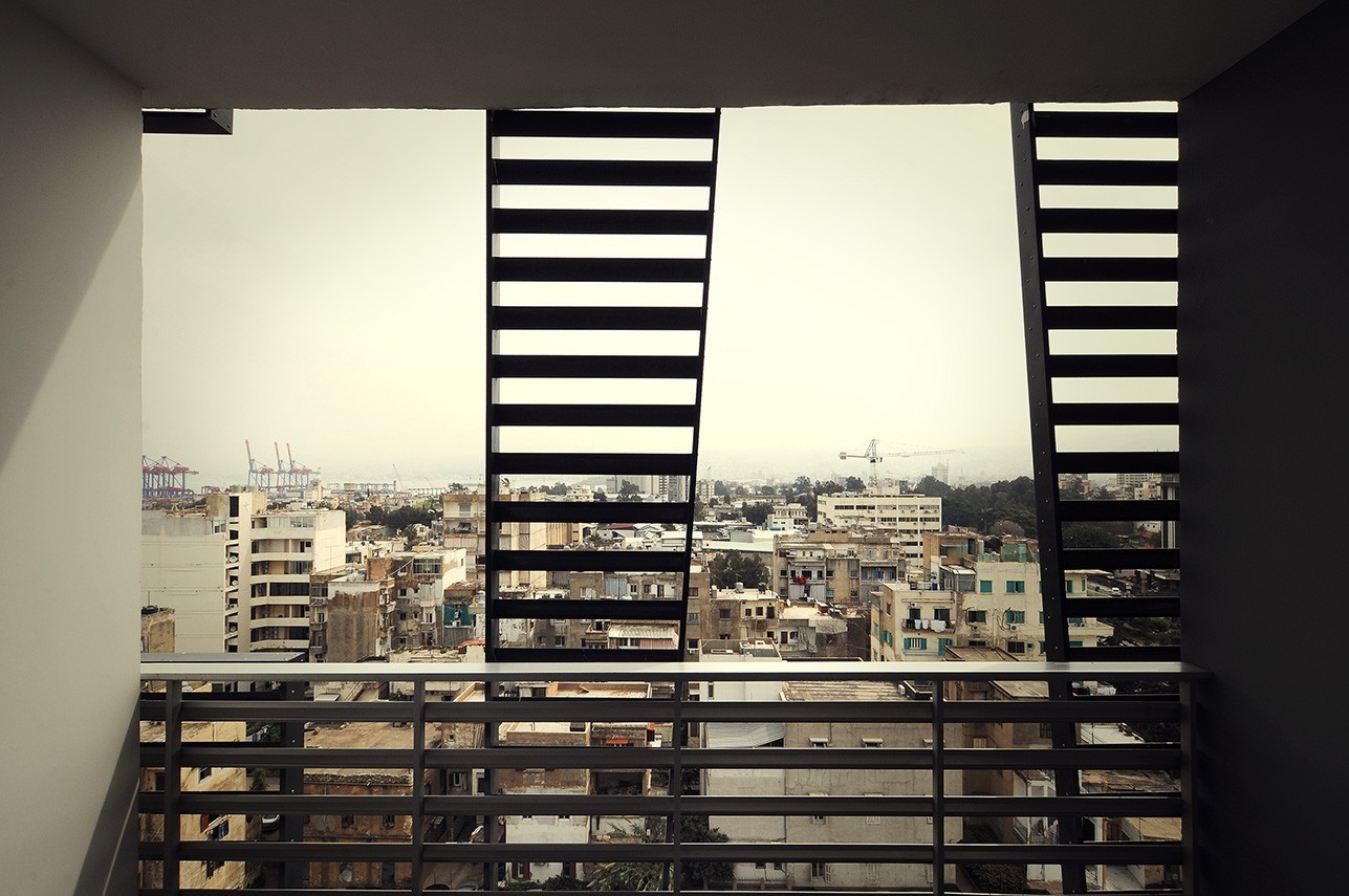 贝鲁特港口旁的工业风公寓设计-1