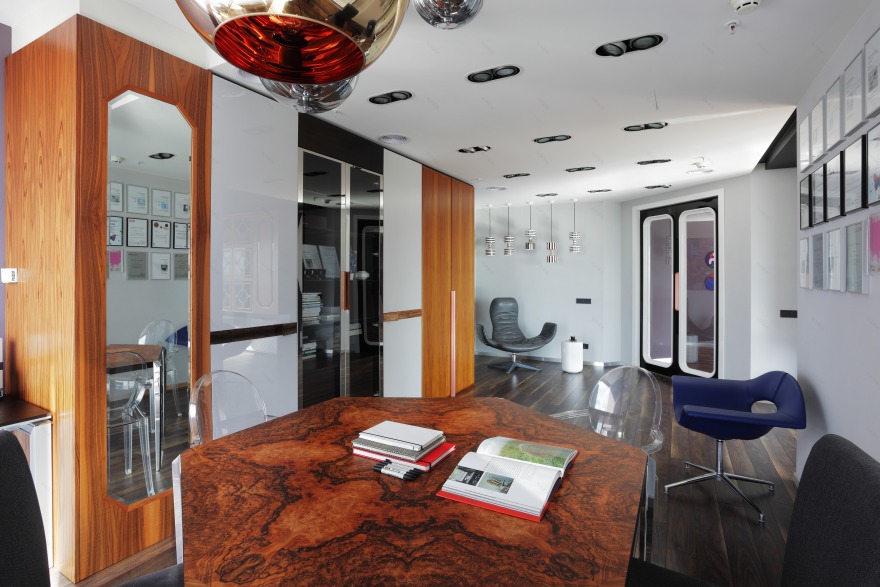 莫斯科 Ekaterina Elizarova 设计工作室完成的全方位设计作品集锦-7