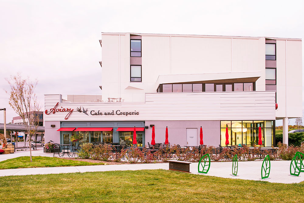 法默斯公园的鸟舍咖啡馆和糕点店-3