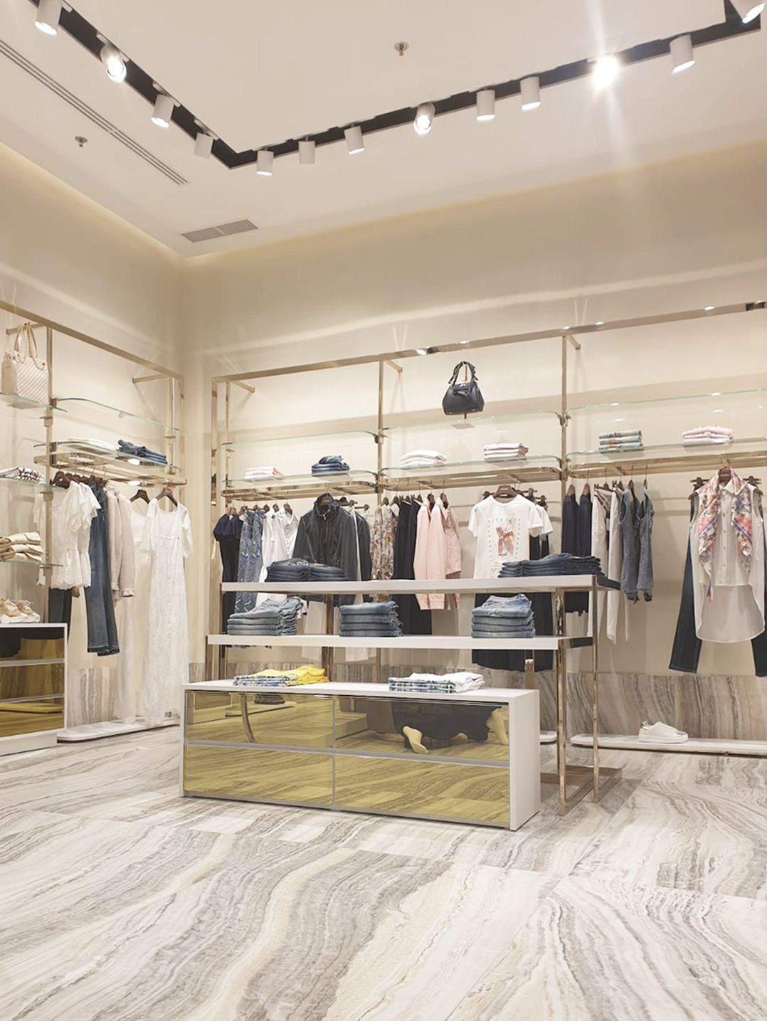 威尼斯 Fracomina 商店-10