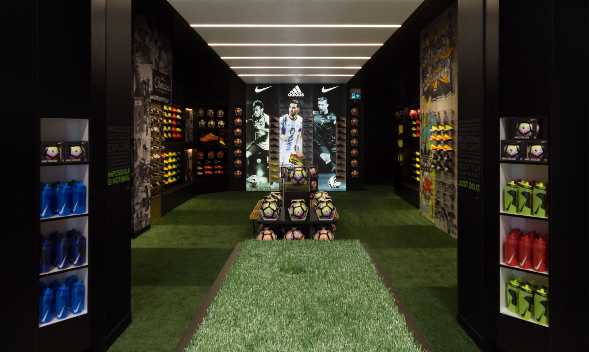 In2Sports 旗舰店室内设计-7
