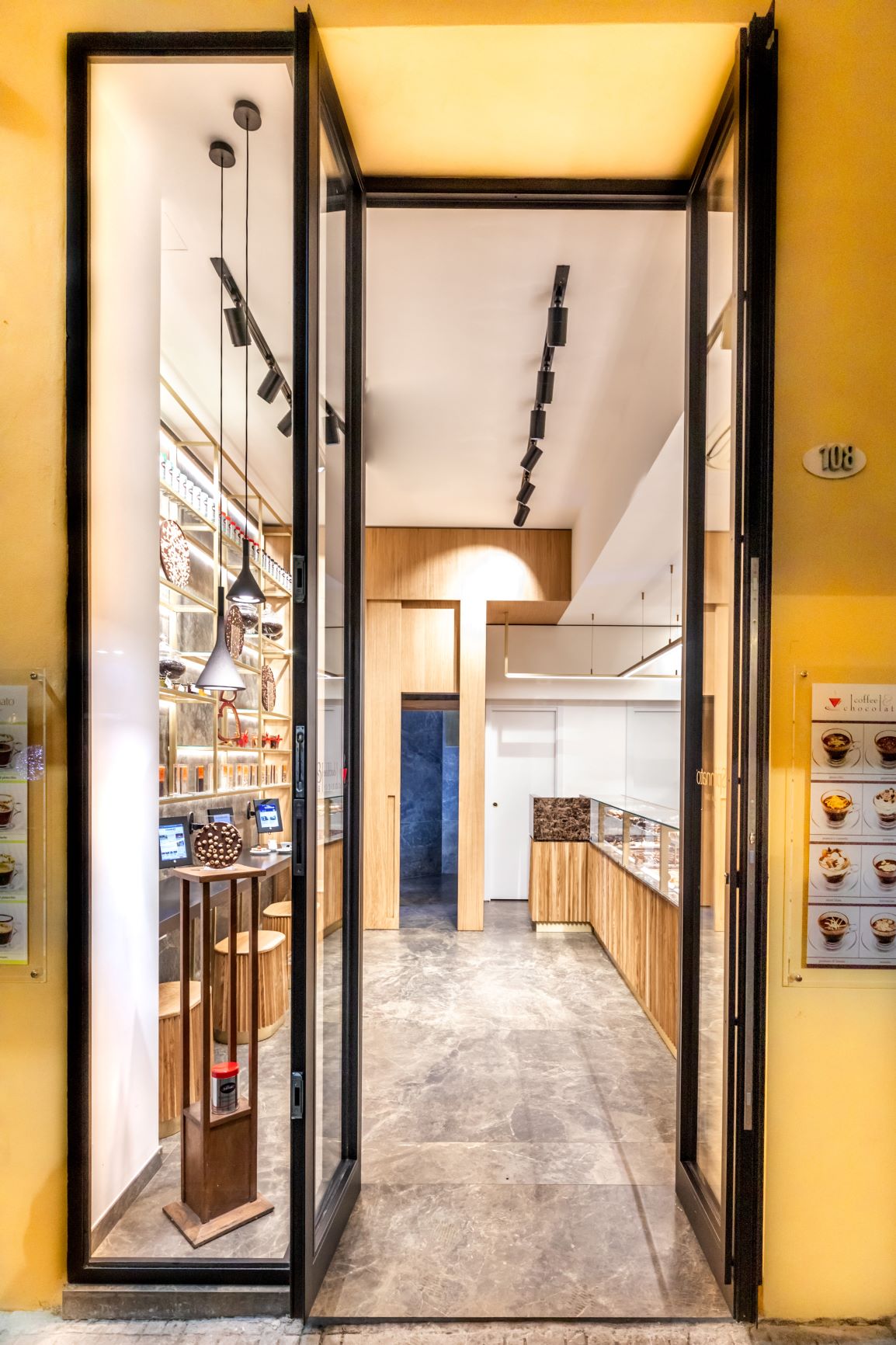 旋转咖啡巧克力 2018 年室内设计案例-2