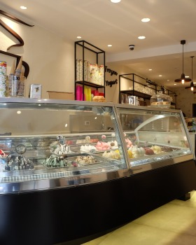 2016 年慕尼黑 CreamItaly 冰淇淋咖啡厅室内设计