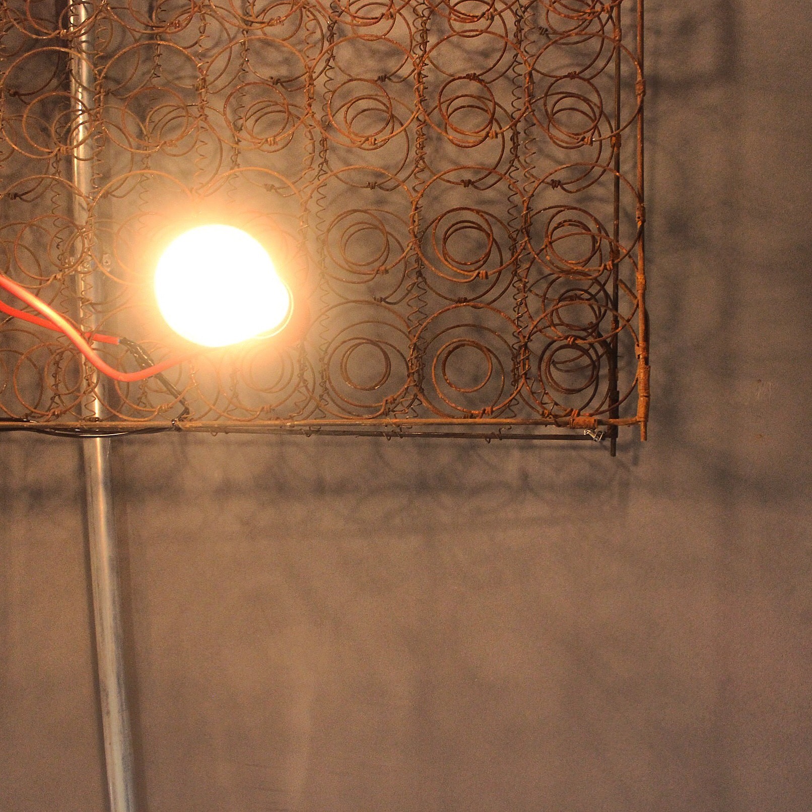 巴西 Madre Teresa 啤酒工坊——工业风展现个性与动态-13