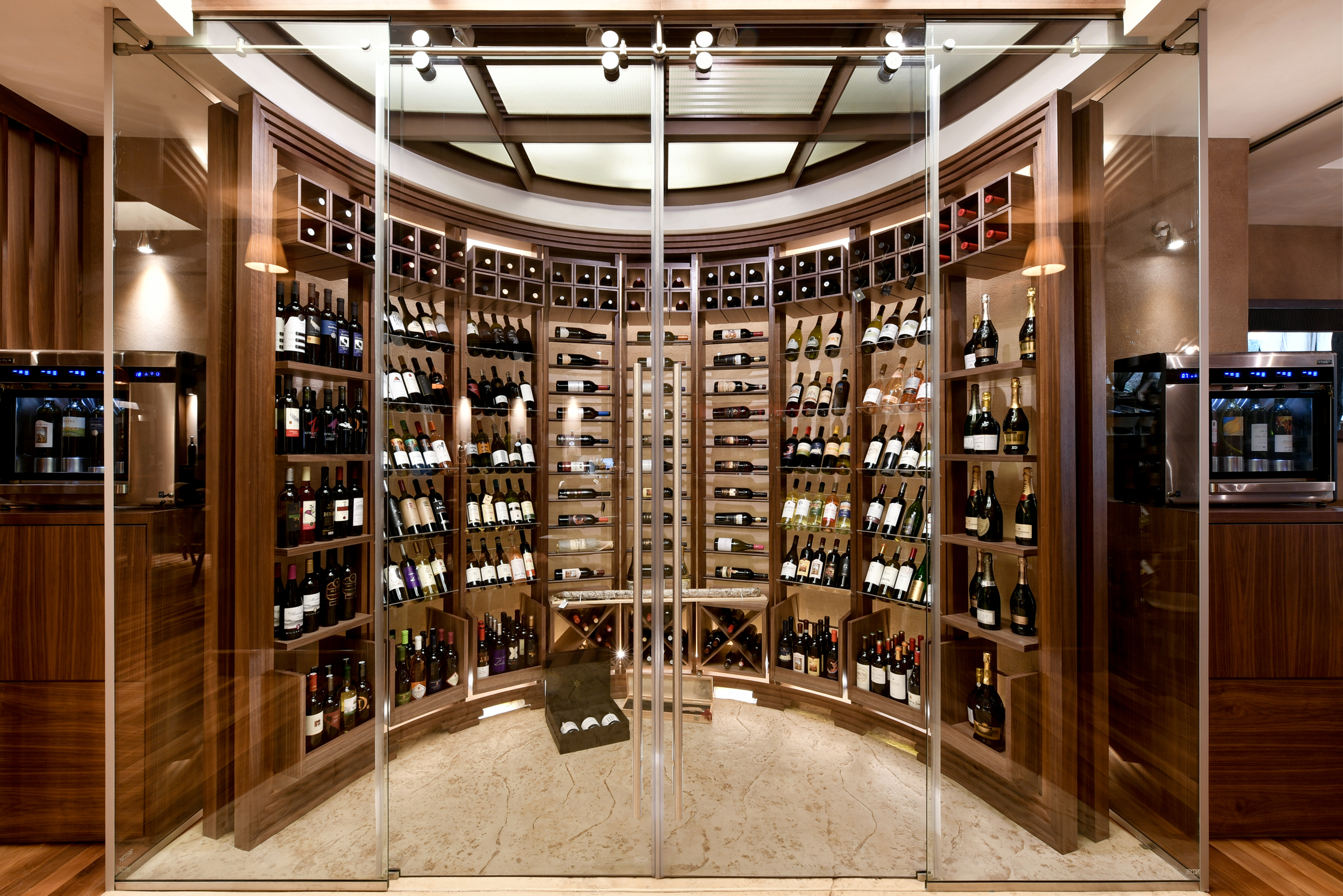 森林中的餐厅-3