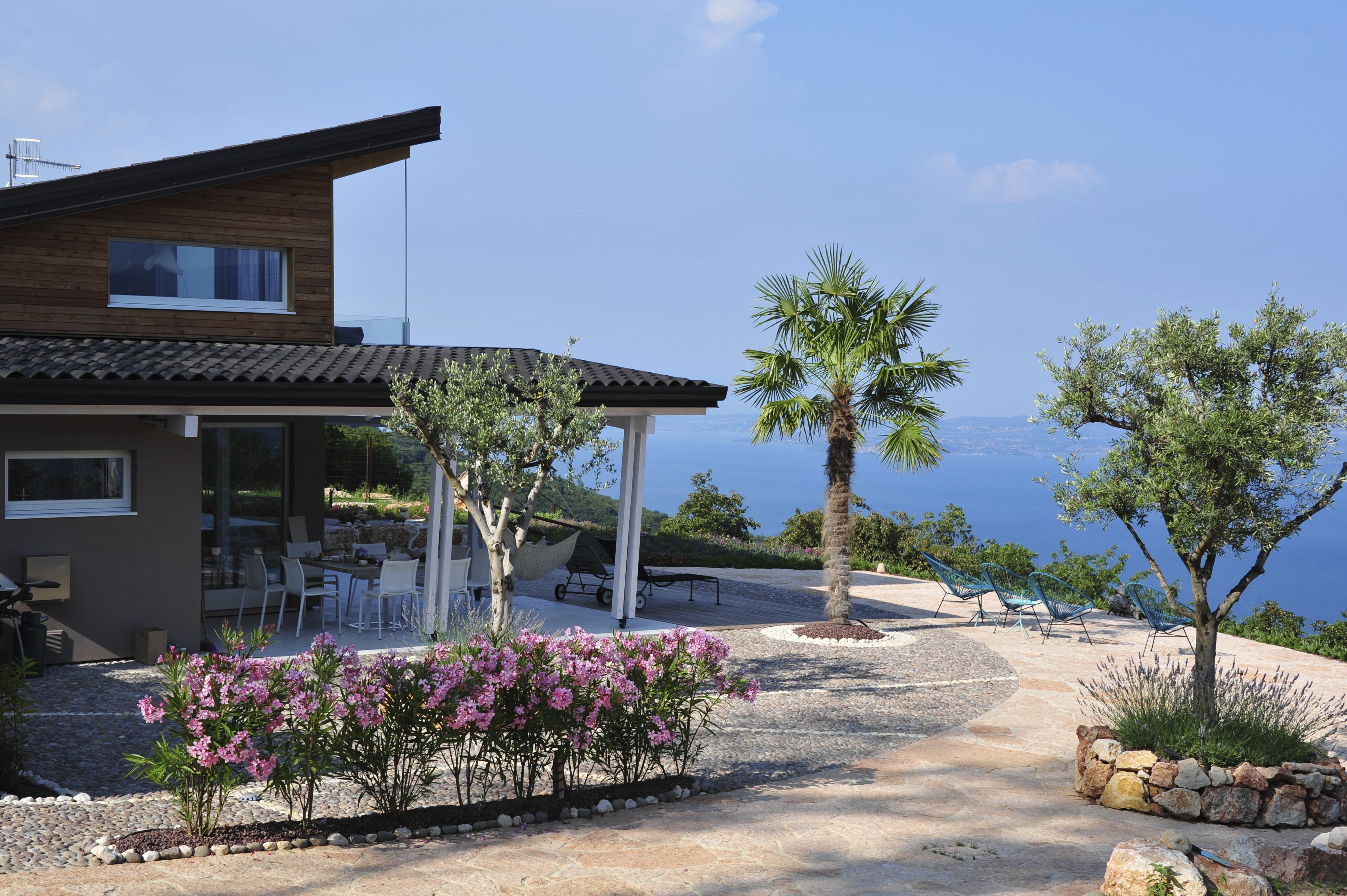 2013 年完成的 Ville Paradiso 单家庭住宅设计-14