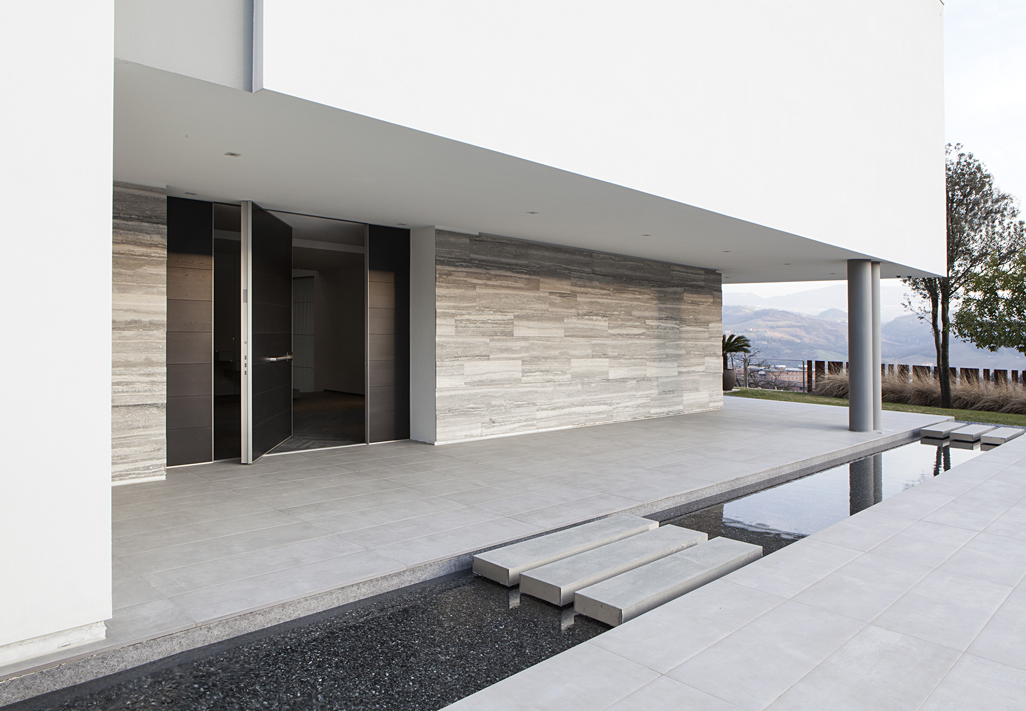 意式奢华的典范之作 | 卡斯特莱拉诺别墅设计-5