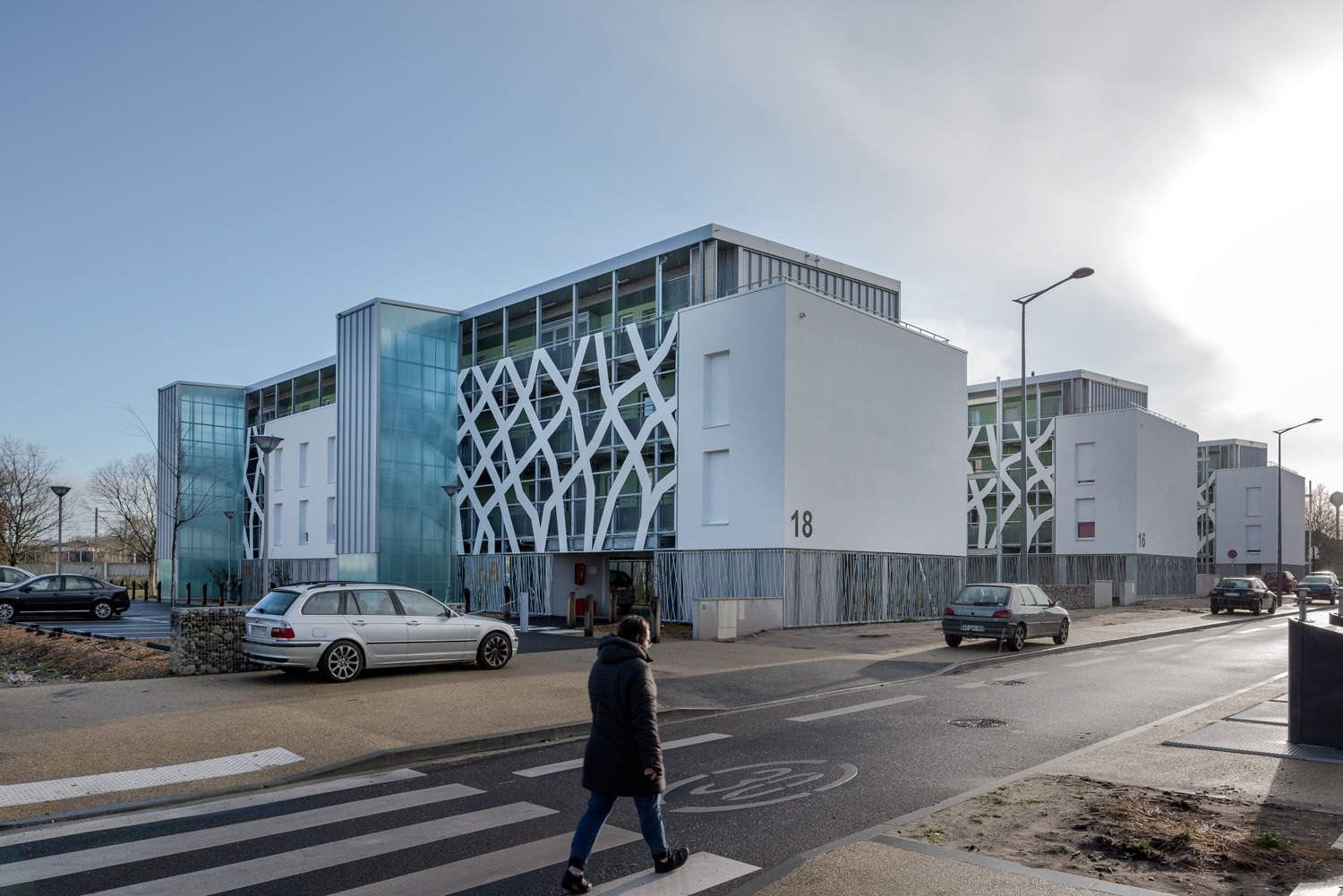 2018 年完工的 Les Erables 公寓设计展现独特魅力-0