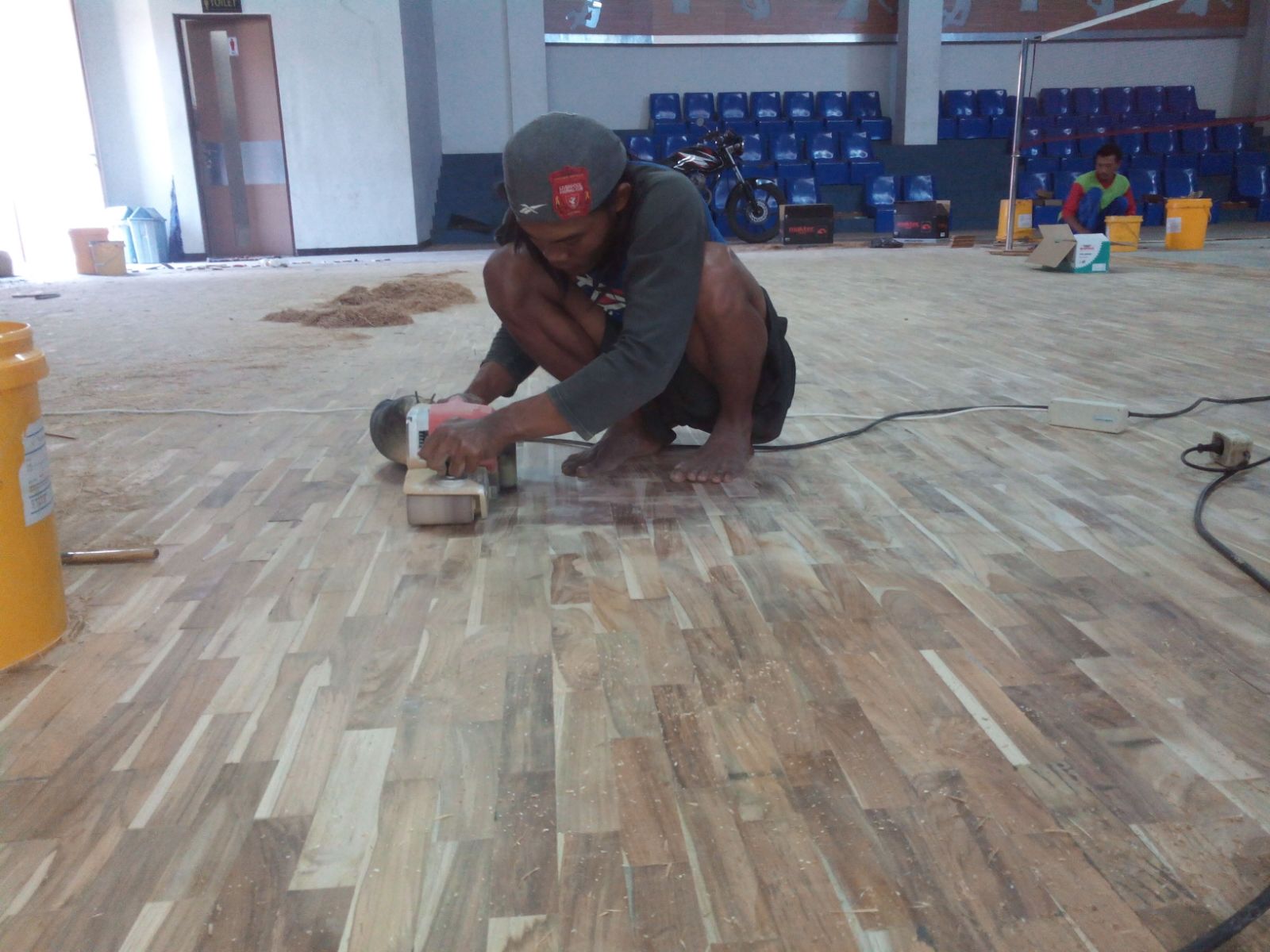 2017 年完成的 Jati Parket 羽毛球馆 - 设计独特、现代感十足-3