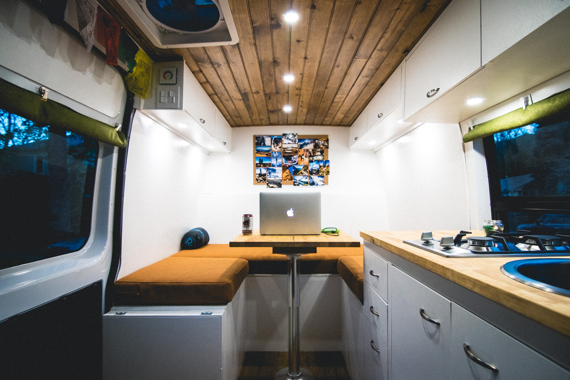 升级版 Van 2.0——多功能房车生活空间-3