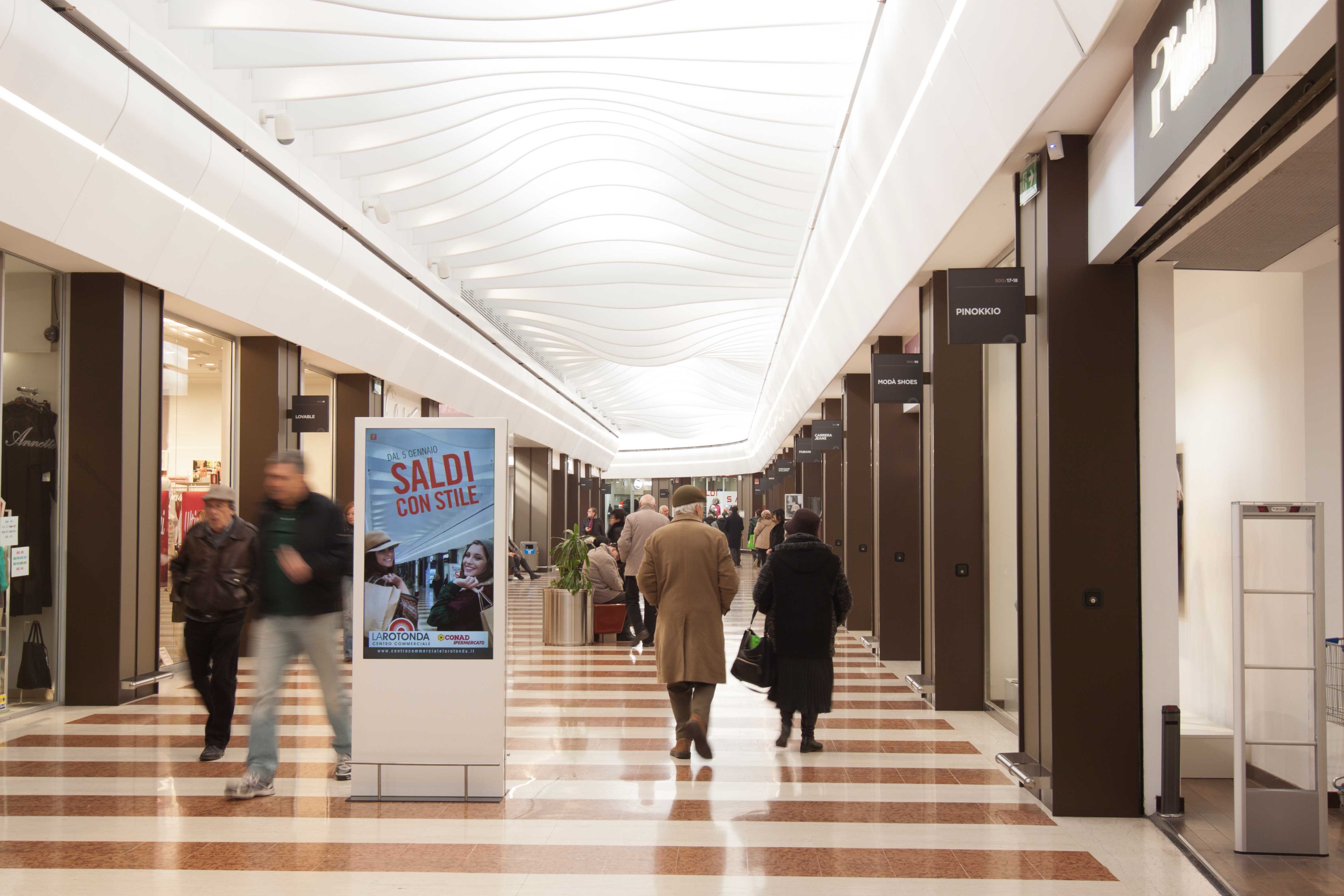 商业中心“拉罗通达”的翻新设计-21