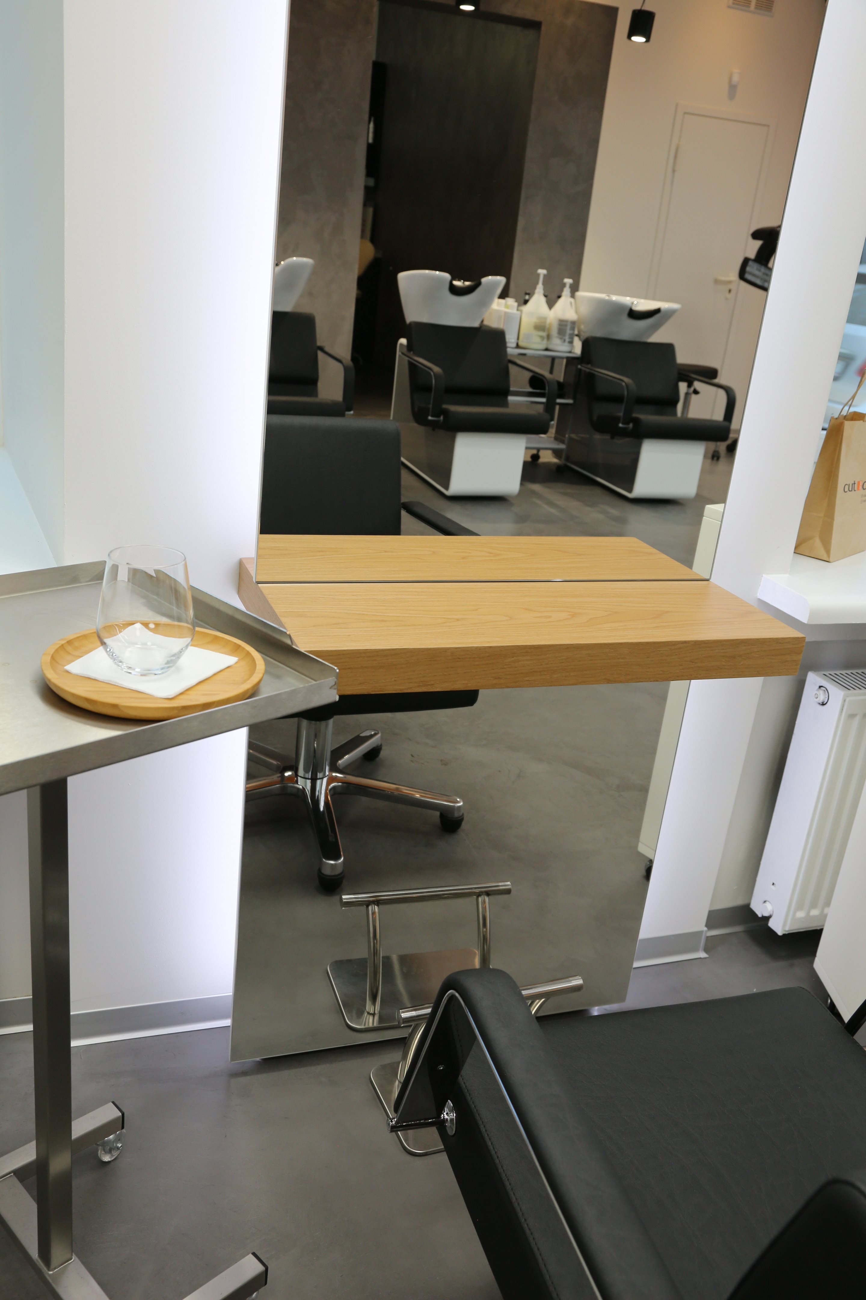 美发沙龙剪与染-10