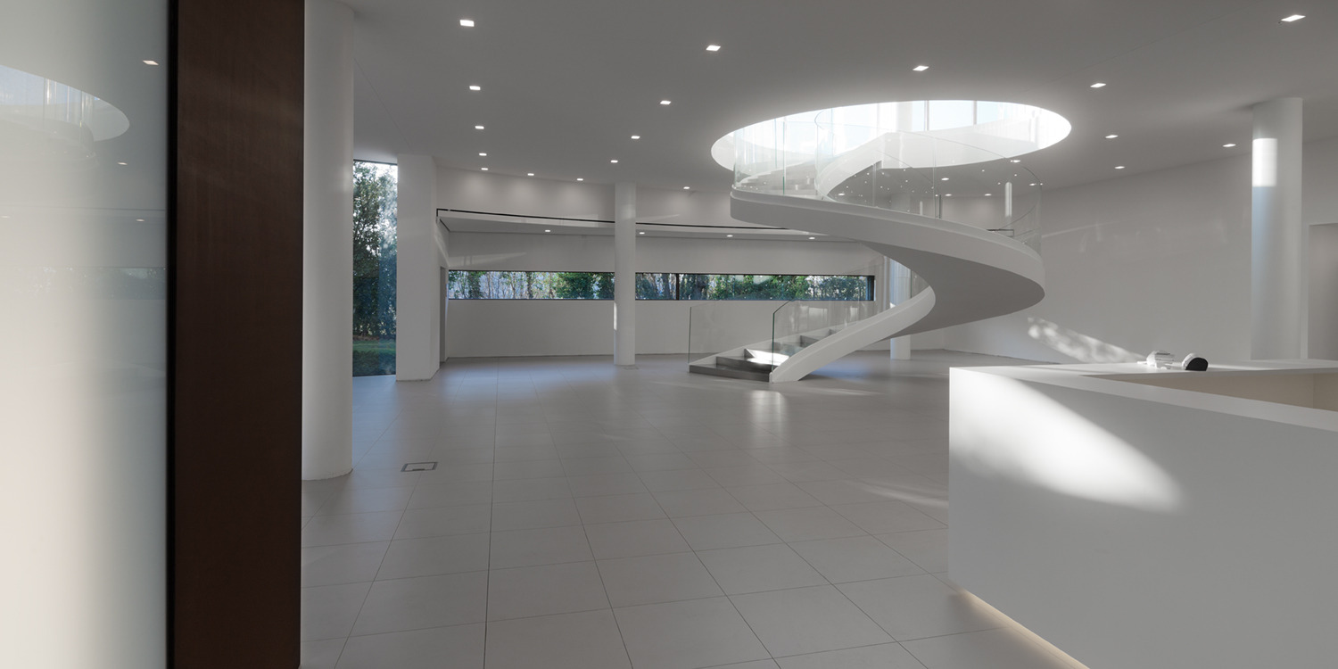 意式风格的 Secco Sistemi 总部办公空间设计-10