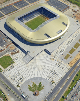 萨米·奥费尔体育场（Sammy Ofer Stadium）