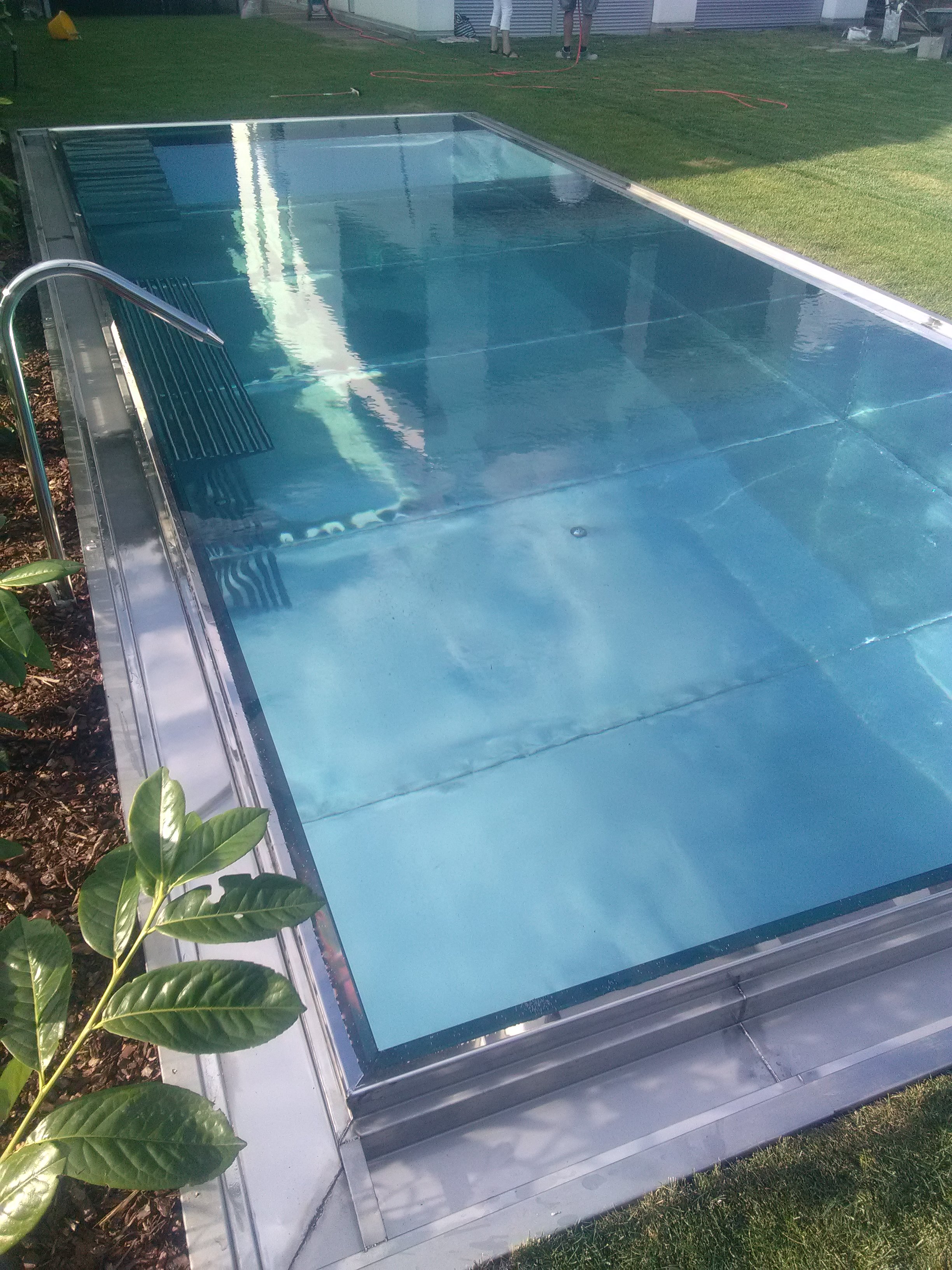 私人不锈钢泳池,打造优雅住宅水上空间-4