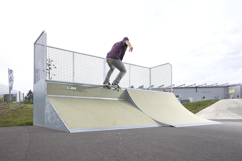 2006 年完工的滑板公园设计-5