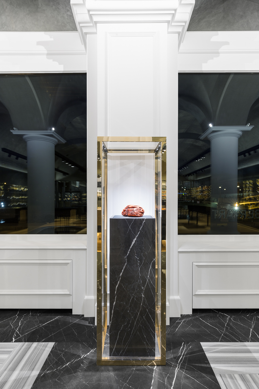 俄罗斯琥珀品牌店,米兰市中心建筑传奇-26