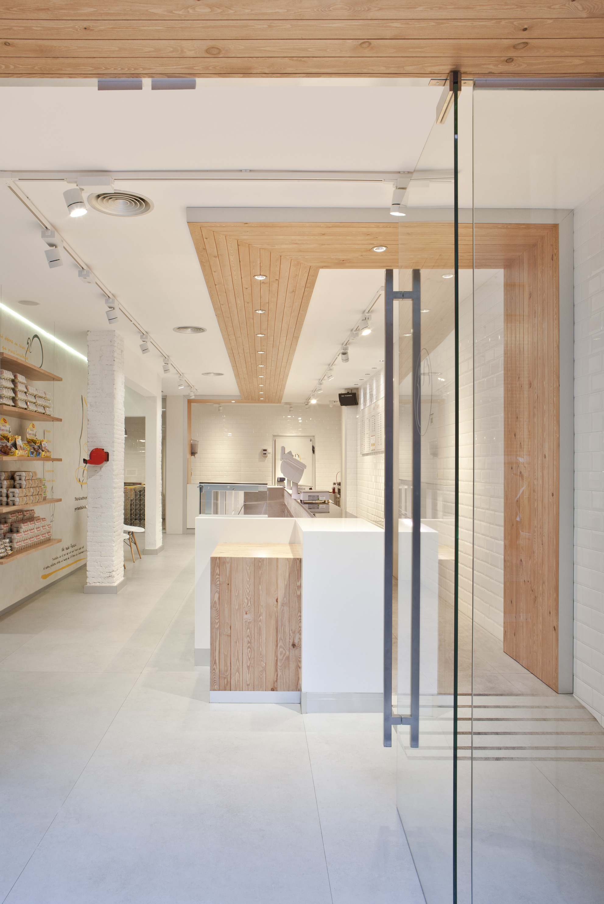 Pollos Planes Gracia 品牌翻新设计-6