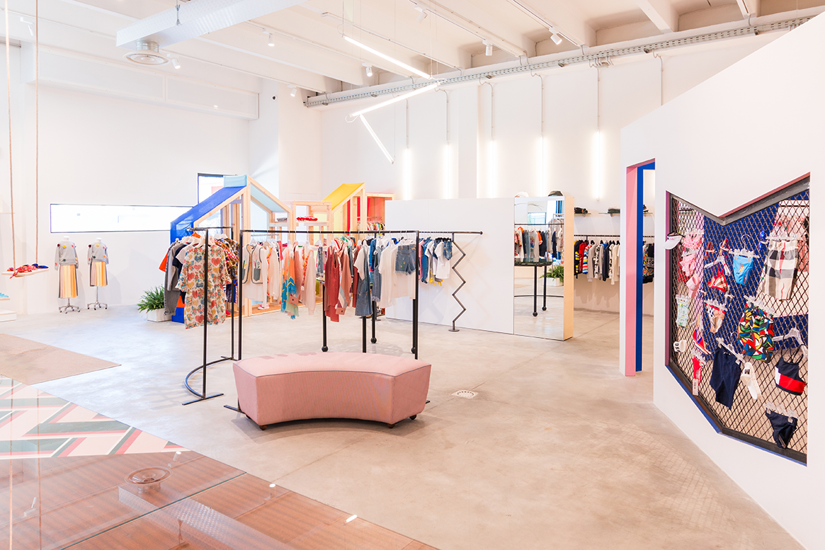 梦幻童装店“Coccole Bimbi”-27