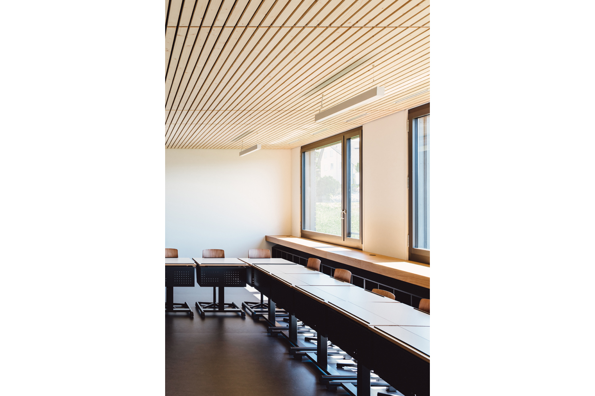 节能零排放的新教育建筑(Neubau Nullenergie·Schulhaus Münchwilen)-8