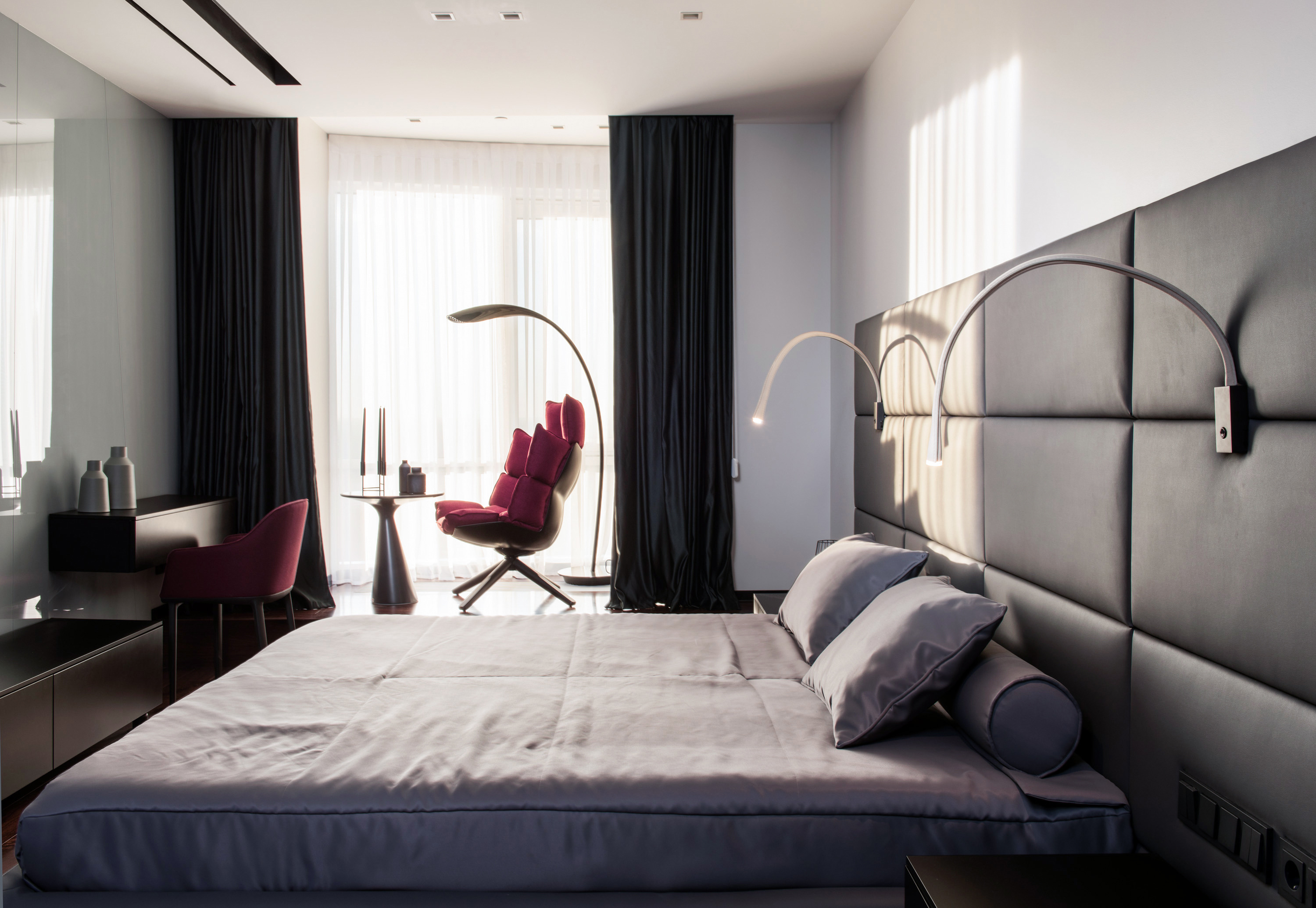 几何矩阵空间 | 暖木与冷玻璃的对比设计-19