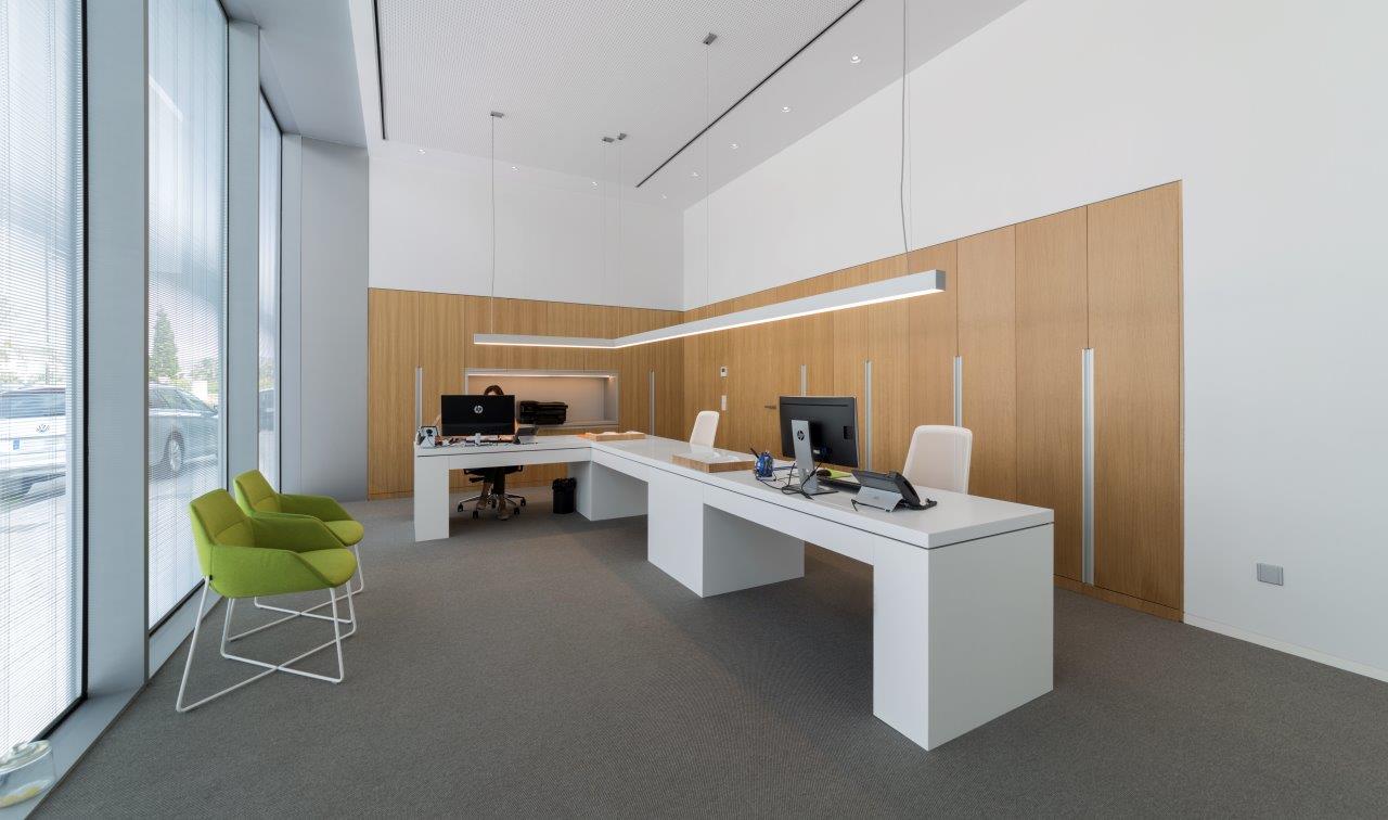 西班牙 AUTIS 公司总部，现代工业风室内设计-4