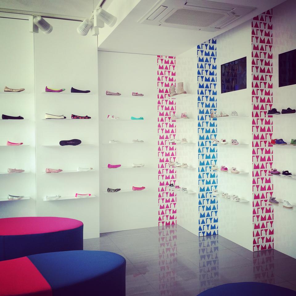 新概念商店儿童鞋卢卡店-0