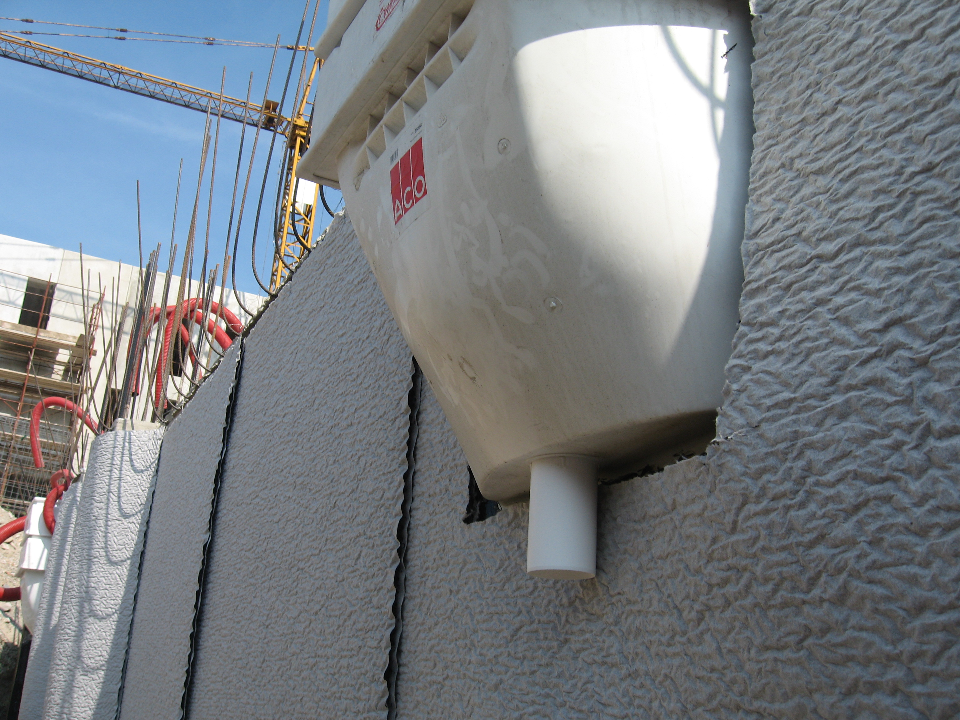 2015 年完成的 Palapa 项目,将工业遗址改造为时尚咖啡馆-3