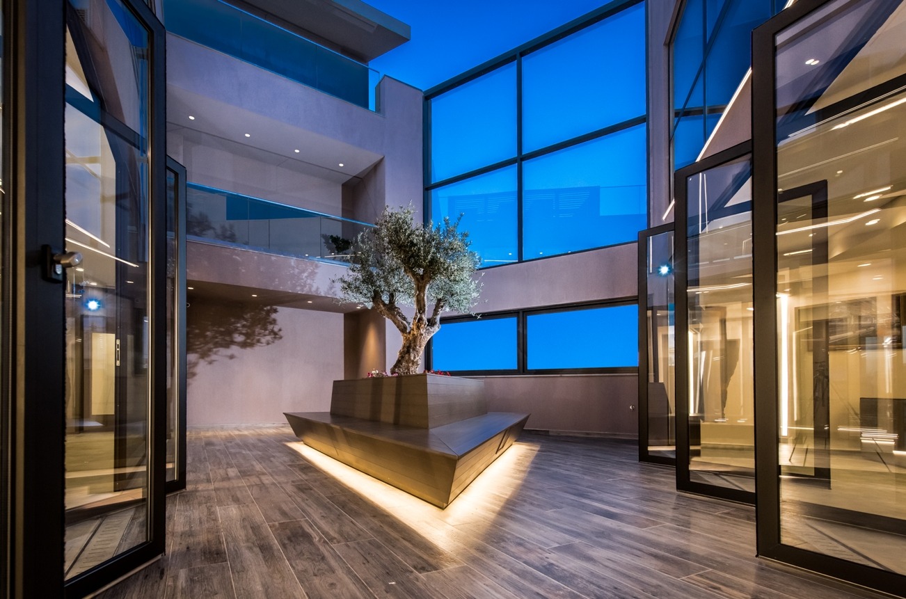 2017 年完成的 KARATZIS S.A.办公室大楼室内设计案例-34