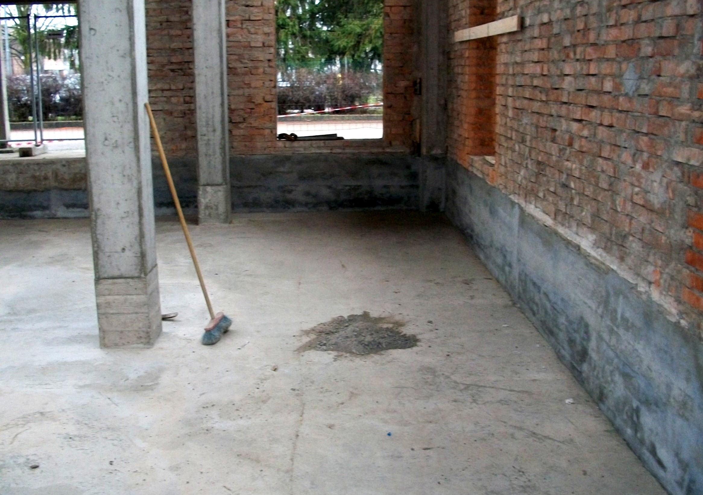 2011 年建设的多功能文化中心——O.S.E.A-11