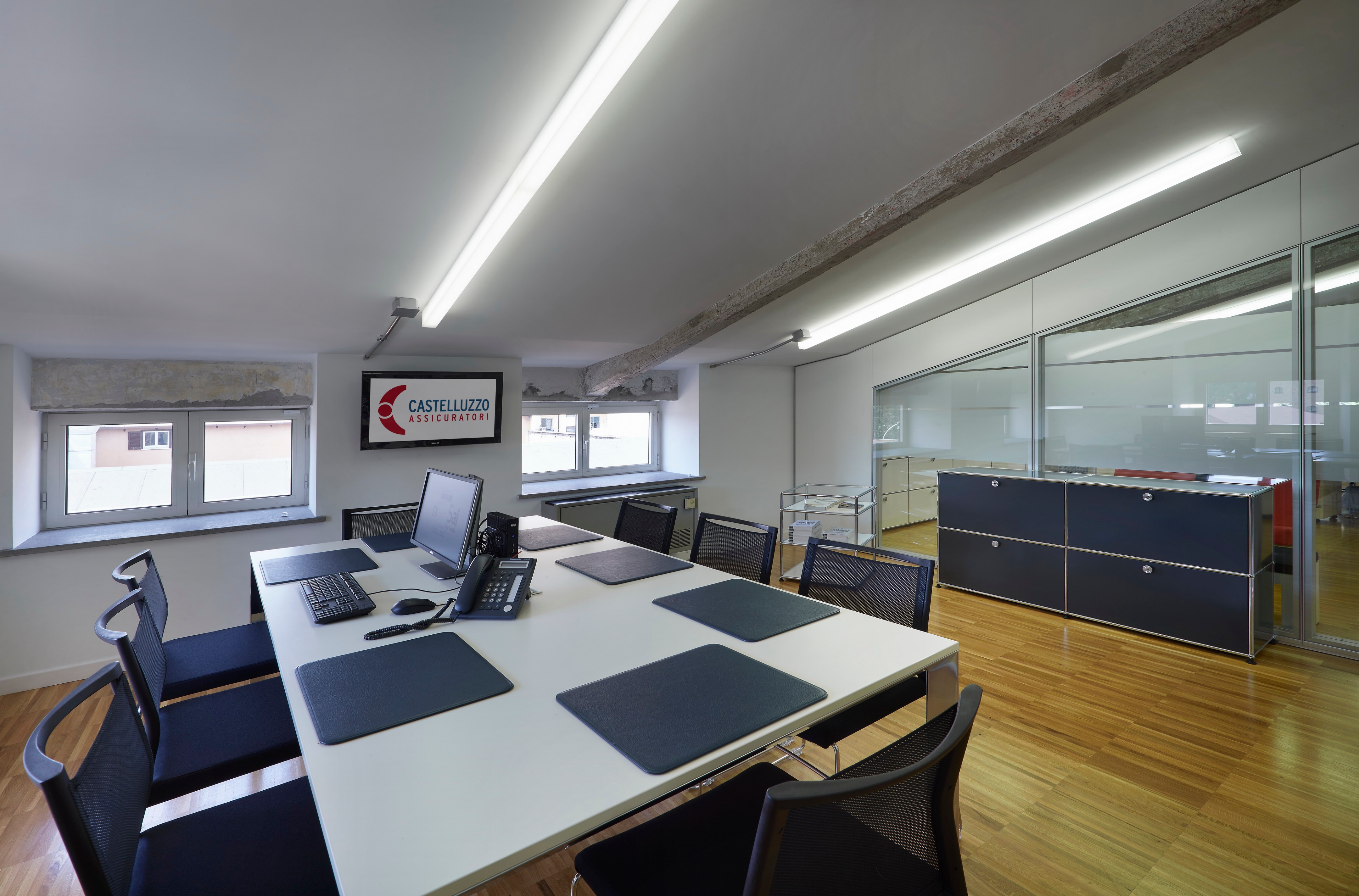 罗马保险公司的现代模块化办公室-18