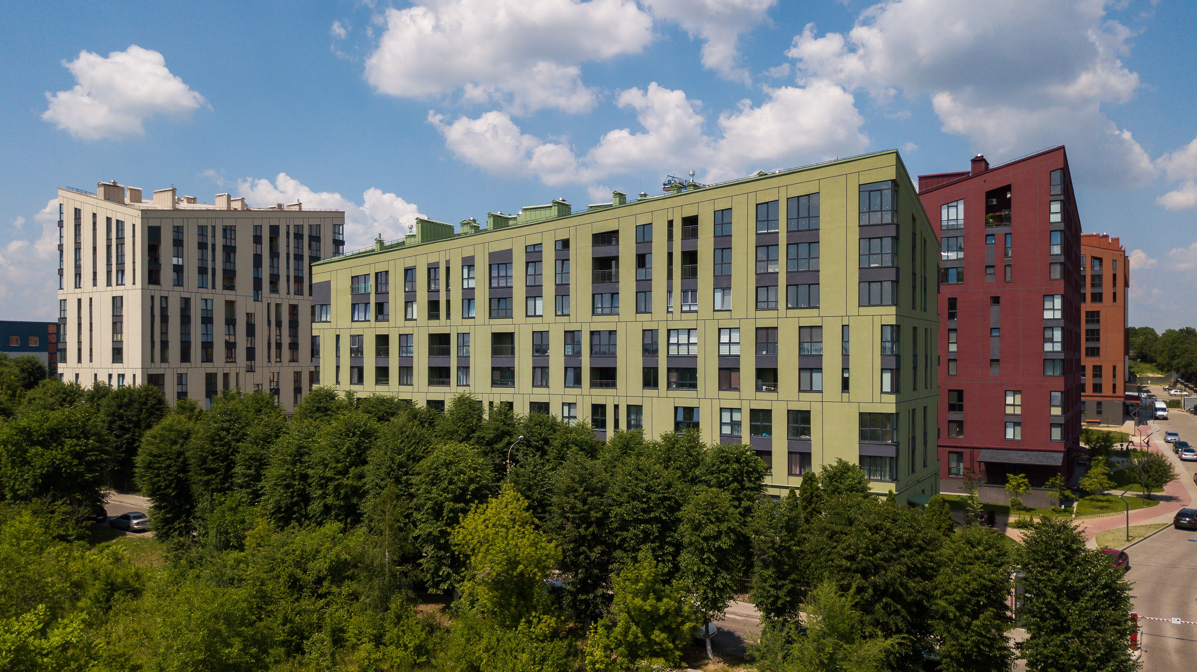 动态光谱住宅 | 斜屋顶的创意表达-2