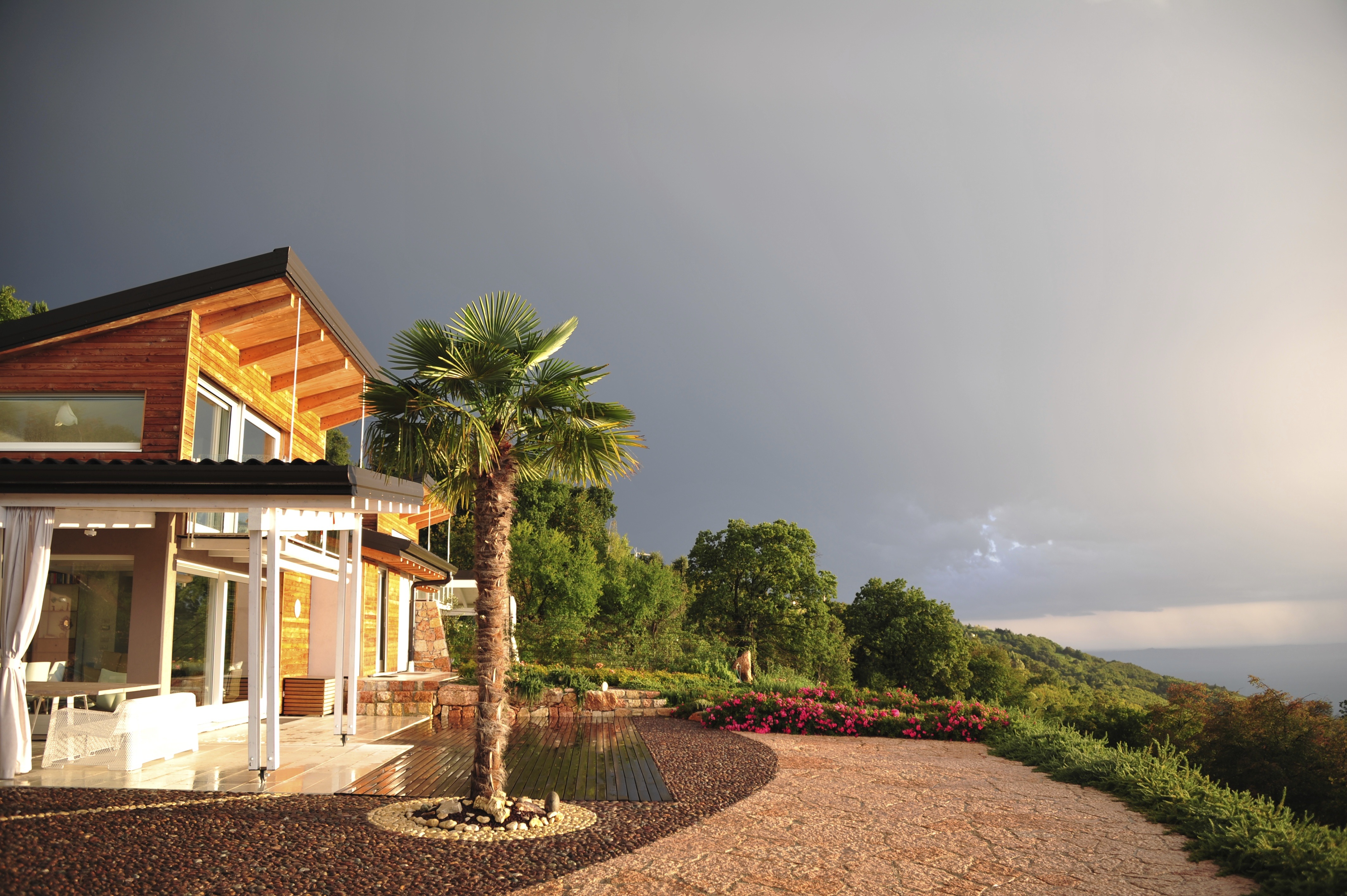 2013 年完成的 Ville Paradiso 单家庭住宅设计-4