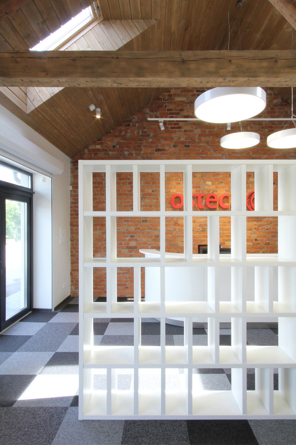 旧仓库变身高品质办公空间-9