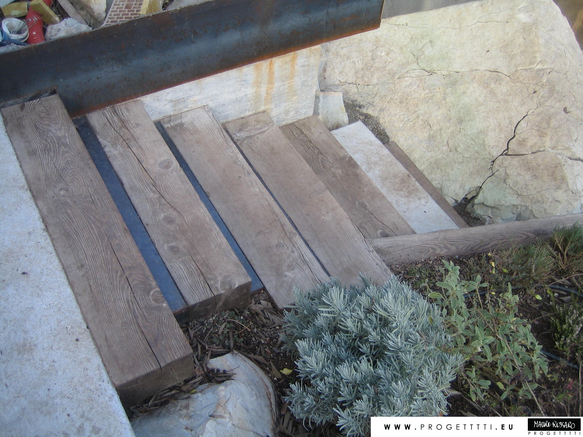 原生材料的艺术共鸣——Casa Rossaro 住宅设计-19