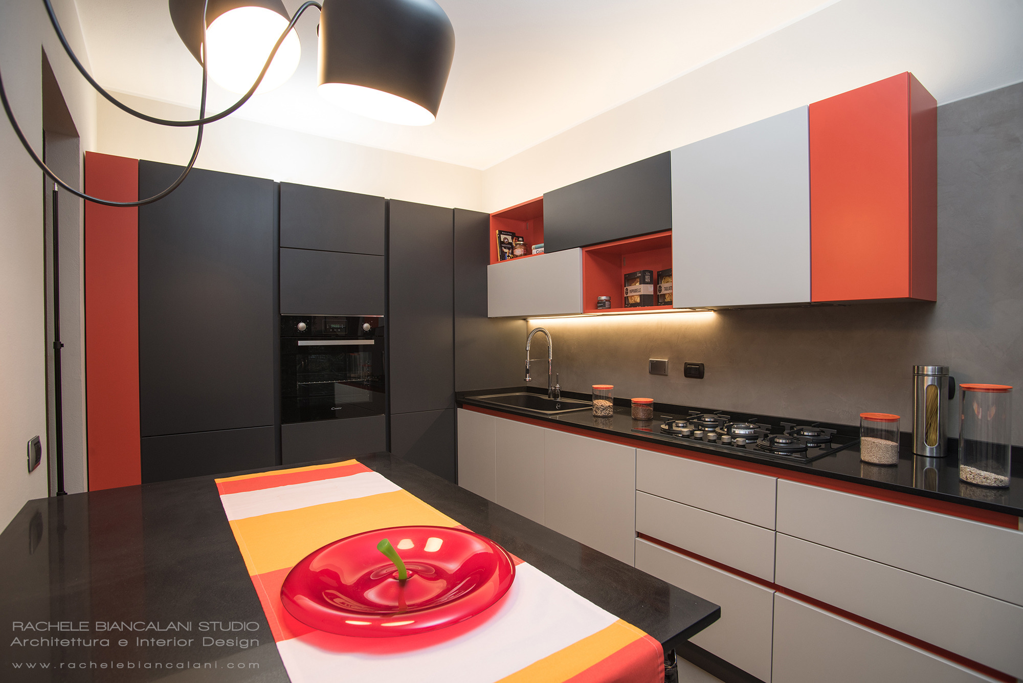 "单身为王"男士公寓，现代简约的魅力变身-32